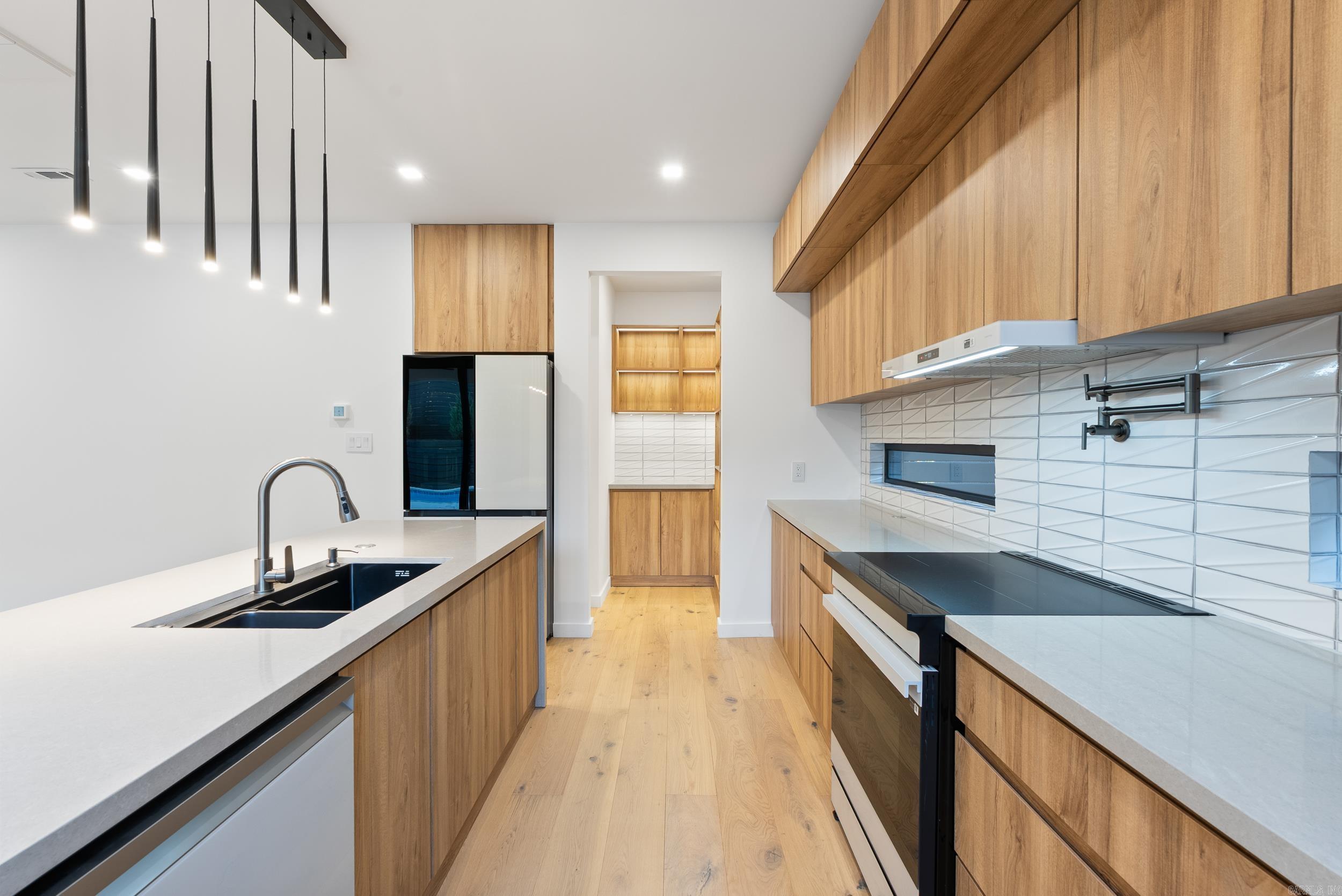 Lincoln & Zimmerman - Residential