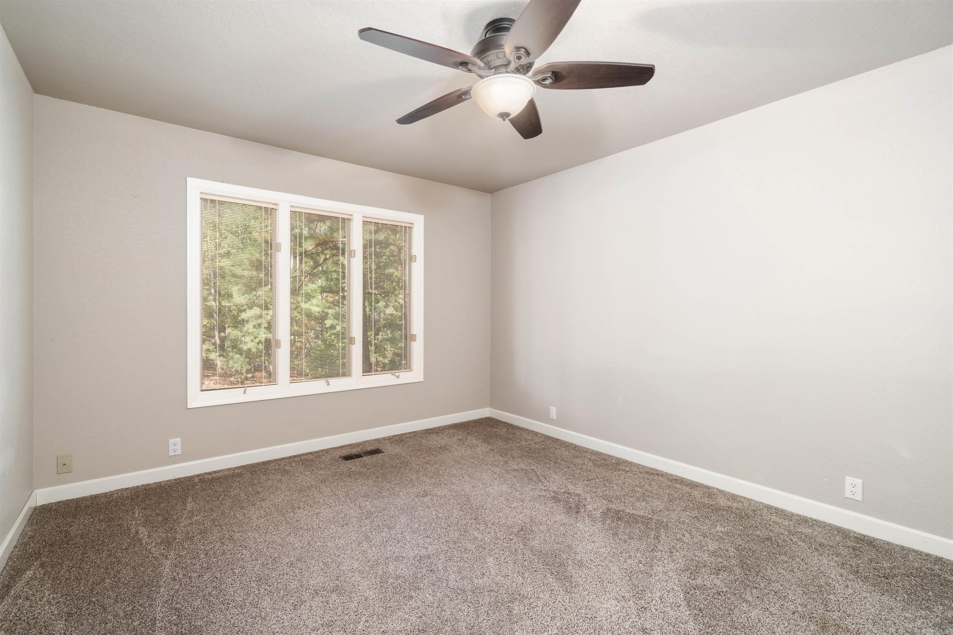 MANDARINA - Residential