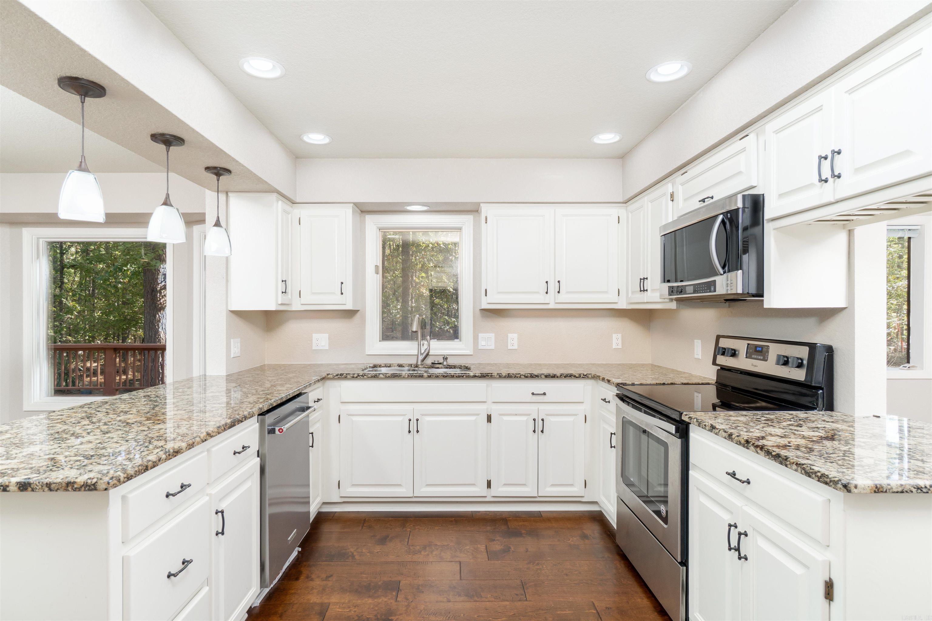 MANDARINA - Residential