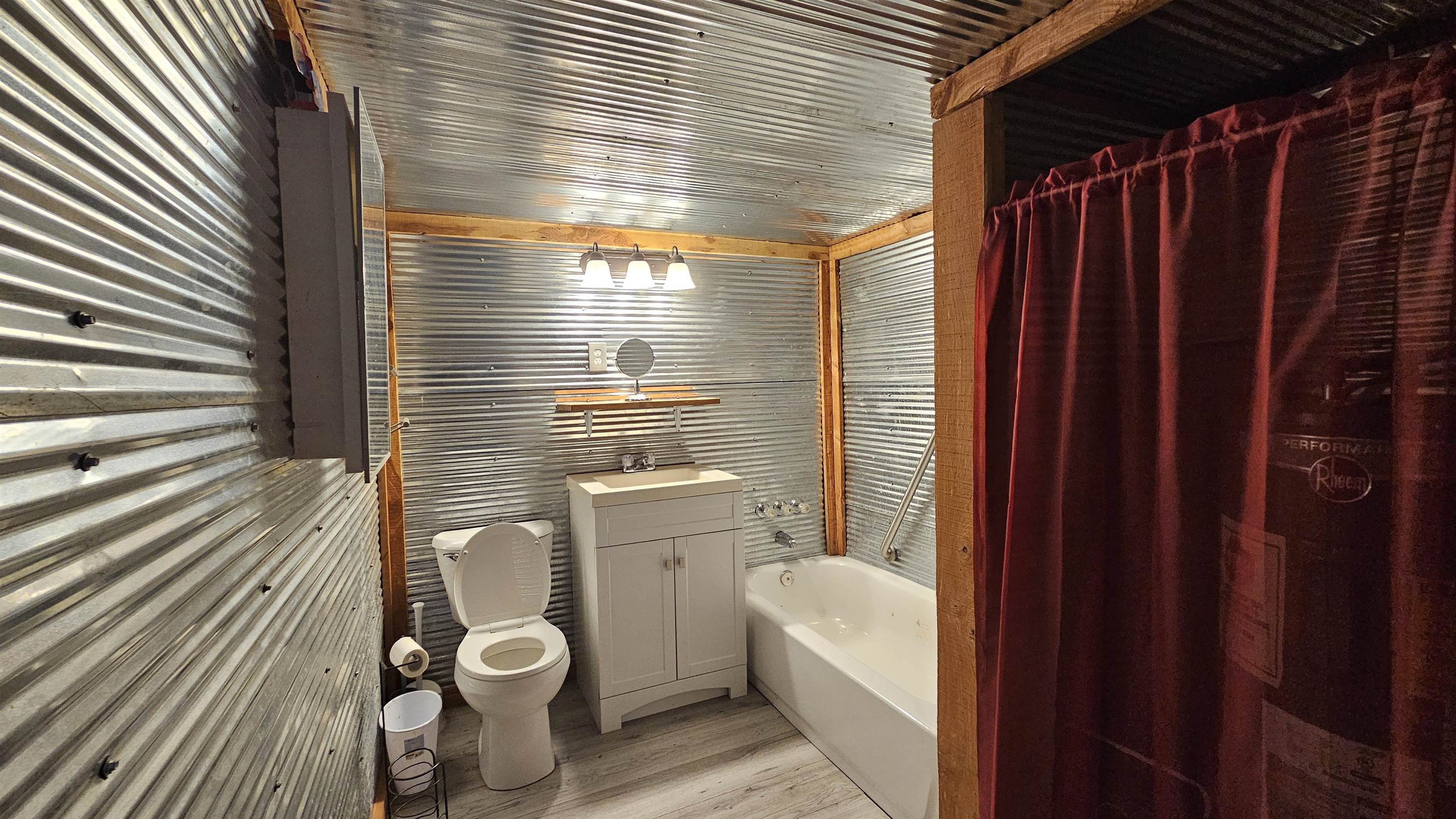 MCFADDEN ADDN BLUFFS - Residential