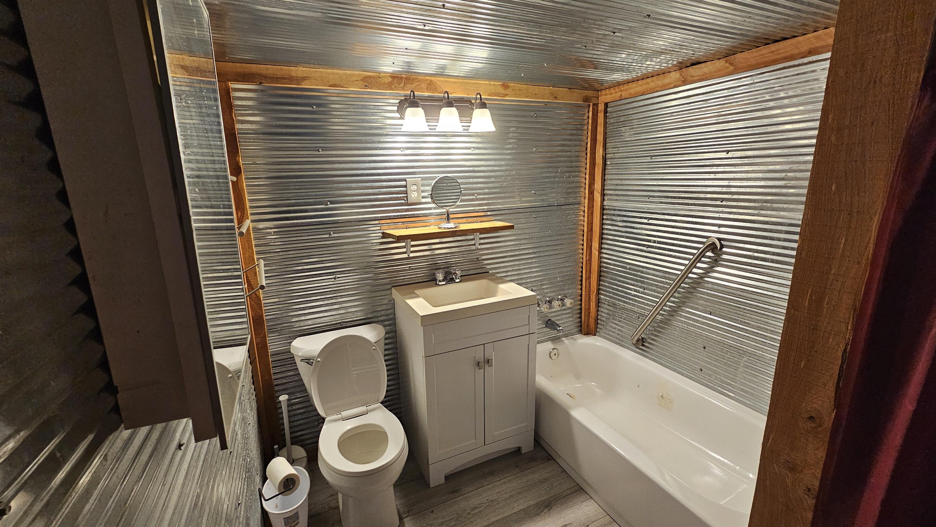 MCFADDEN ADDN BLUFFS - Residential