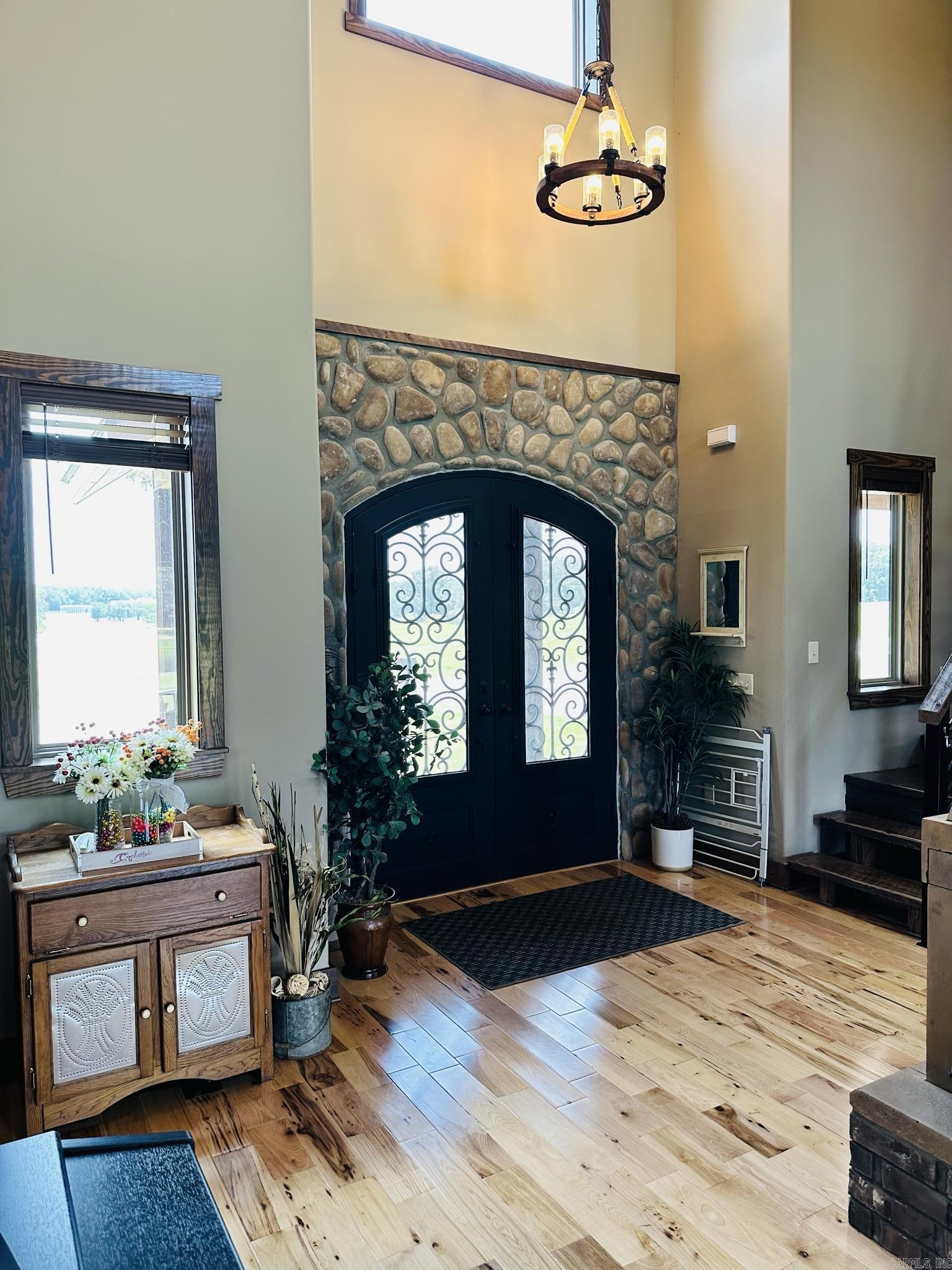 COOPERS HAWK - Residential