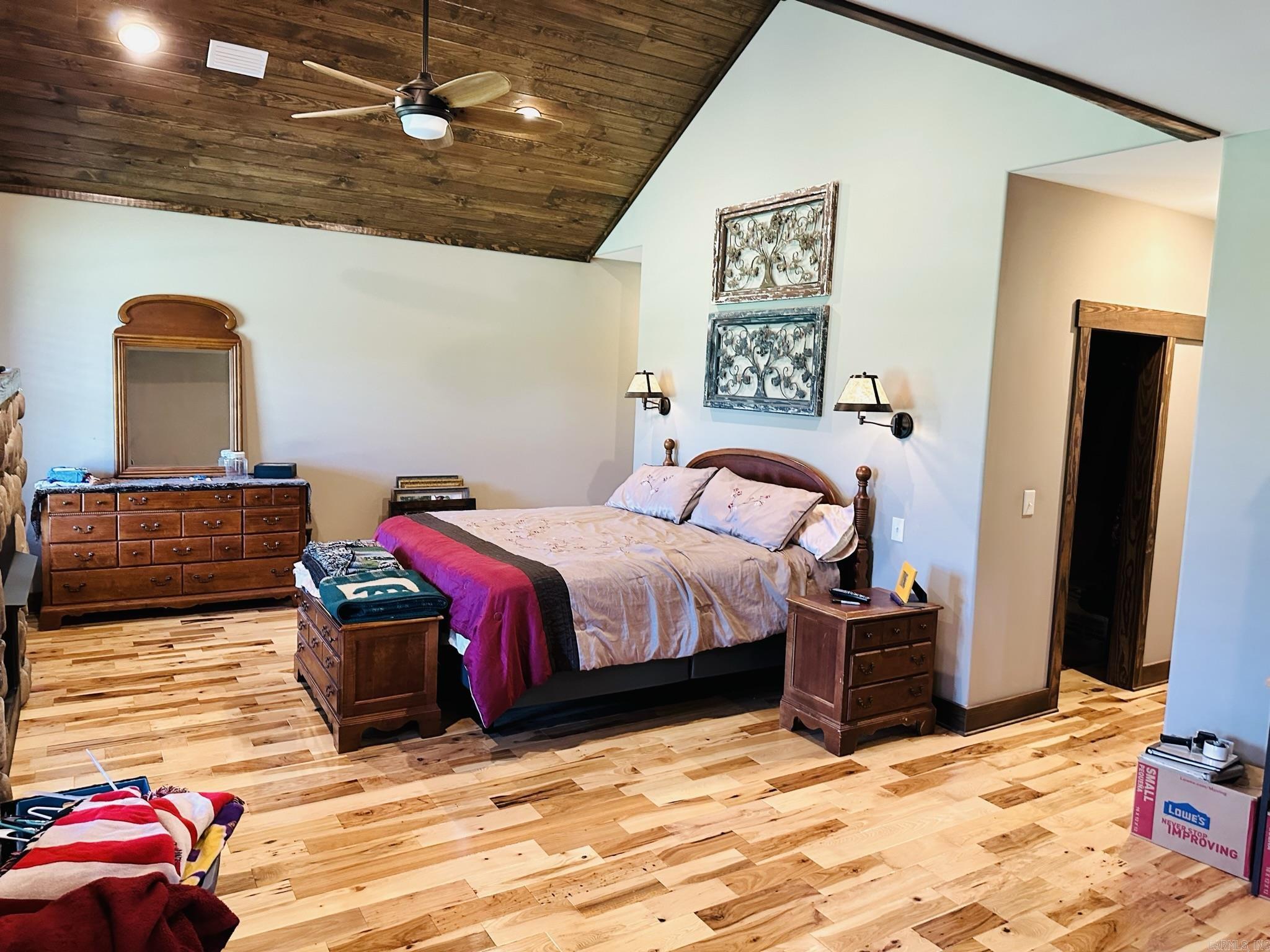 COOPERS HAWK - Residential