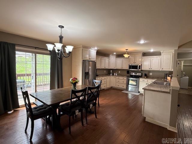 RIVERWOODS ESTATES PHASE ONE - Residential