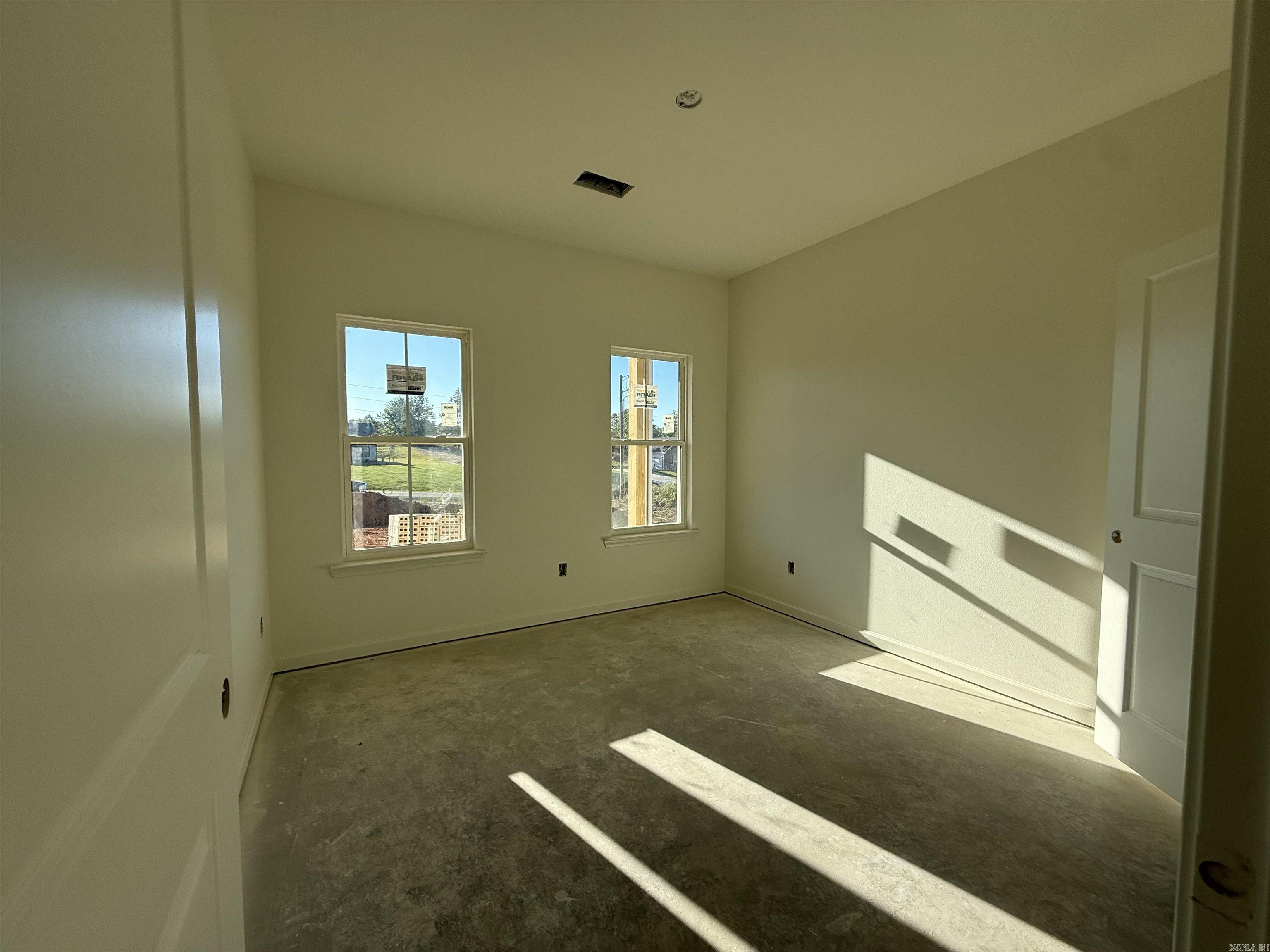 PLANTATION HILLS - Residential