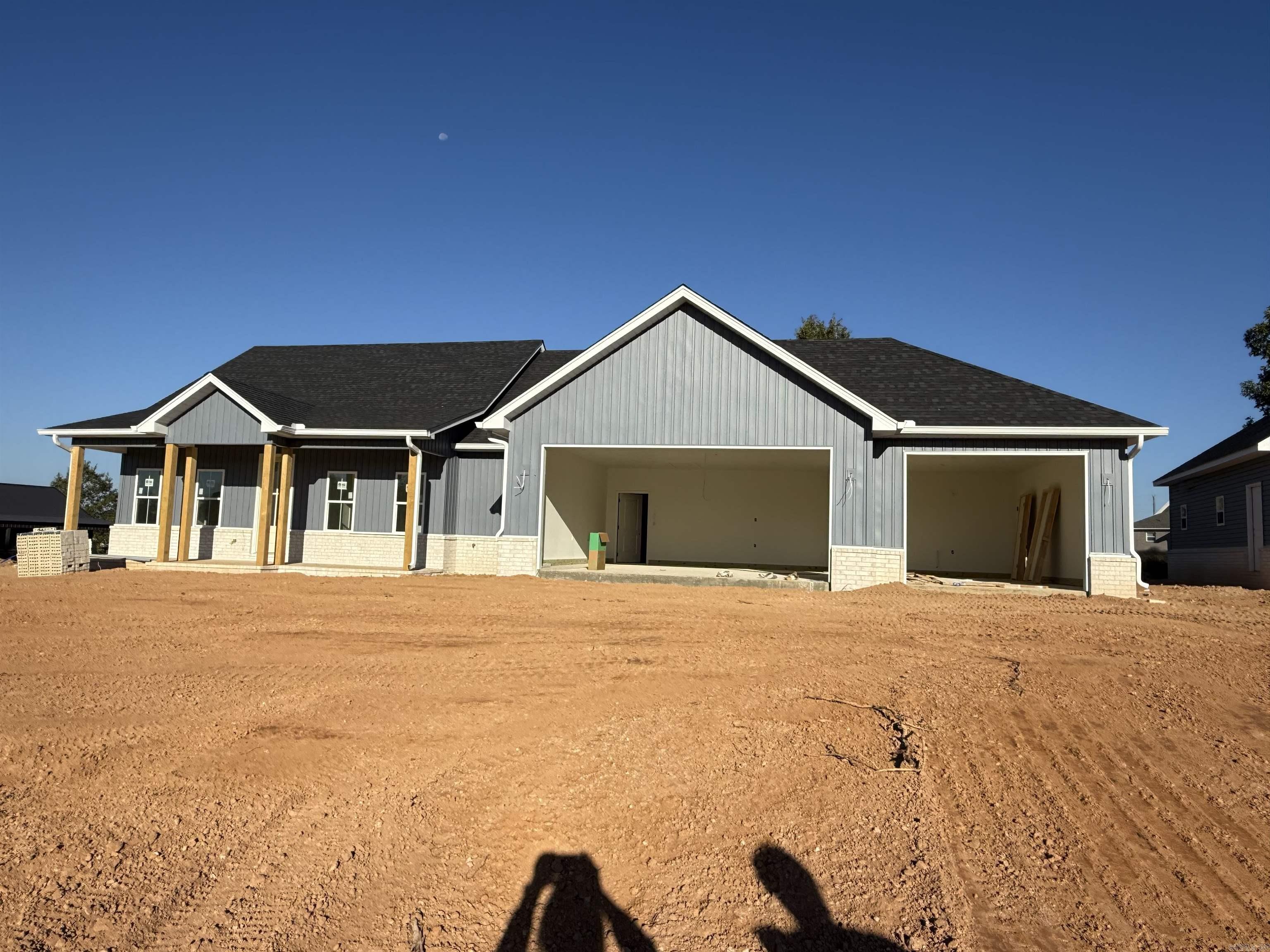 PLANTATION HILLS - Residential