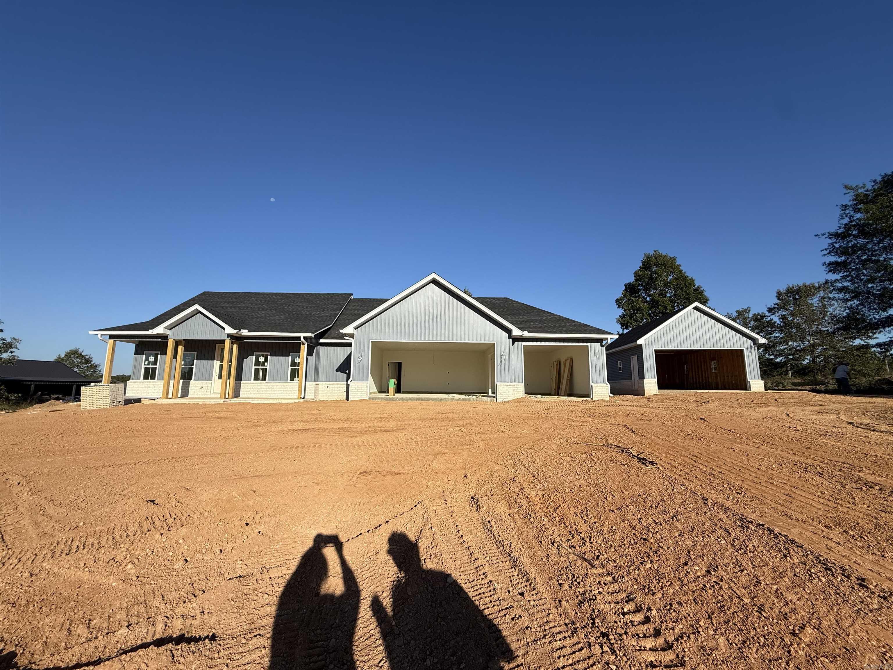 PLANTATION HILLS - Residential