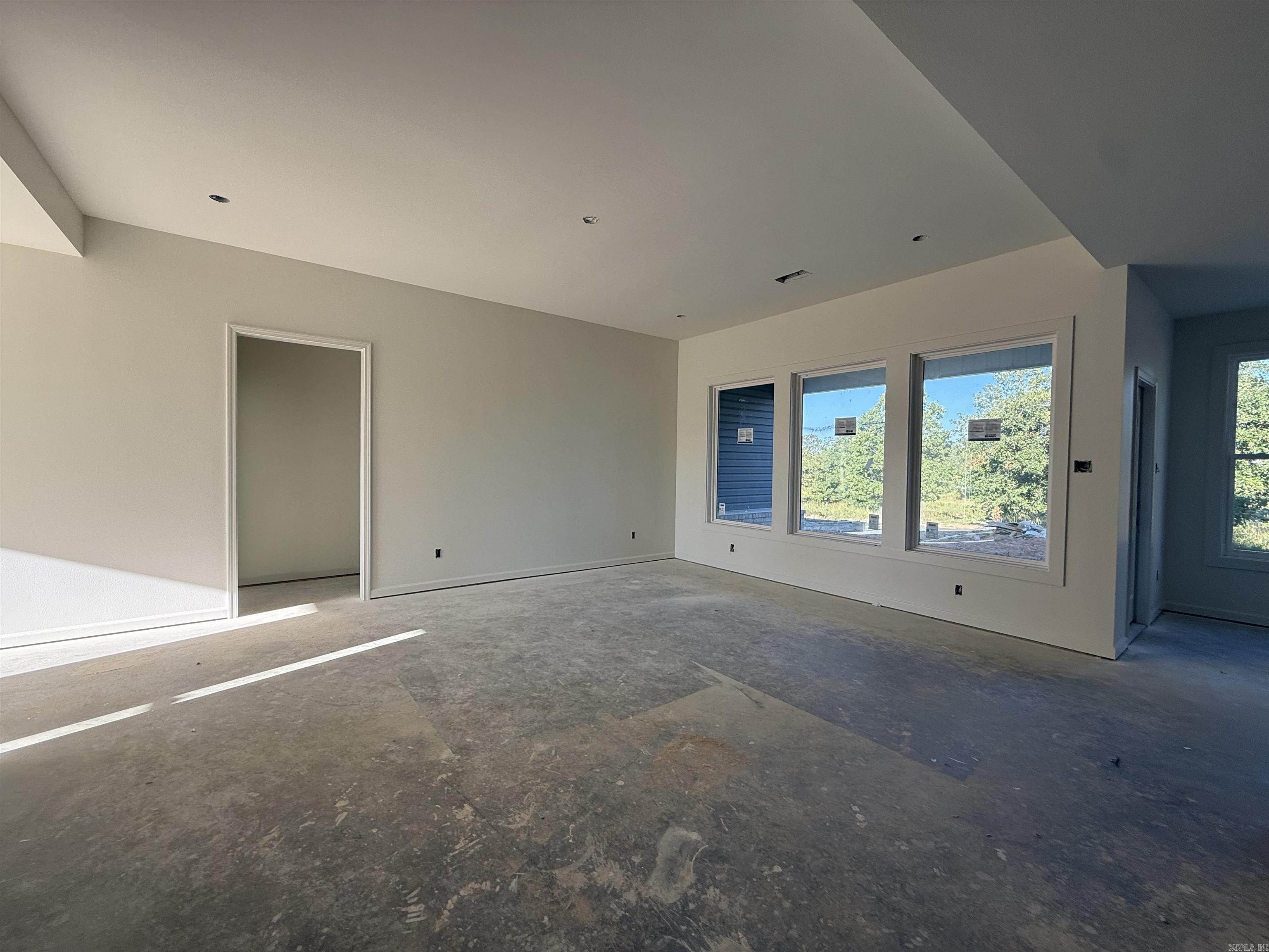 PLANTATION HILLS - Residential