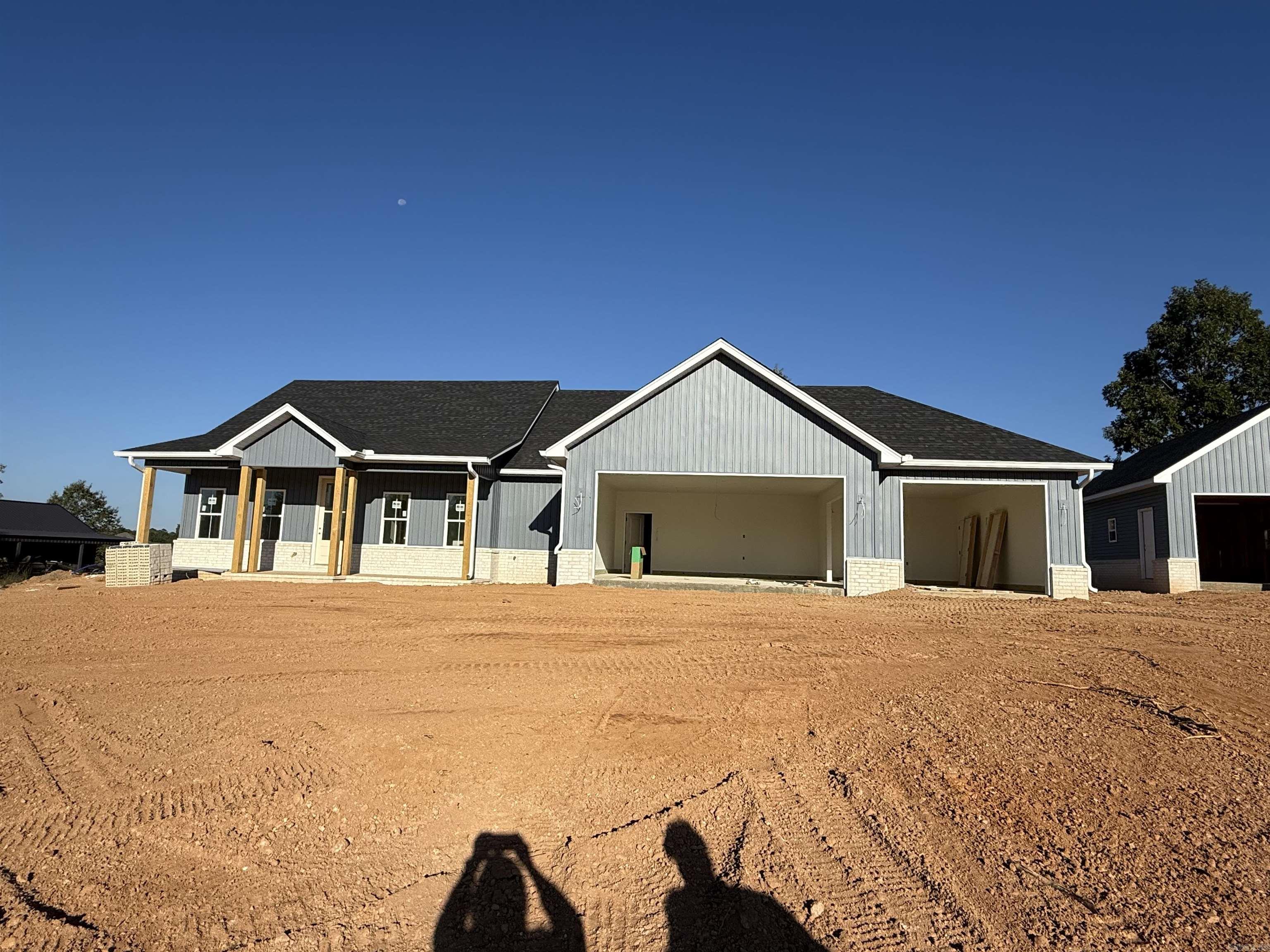 PLANTATION HILLS - Residential