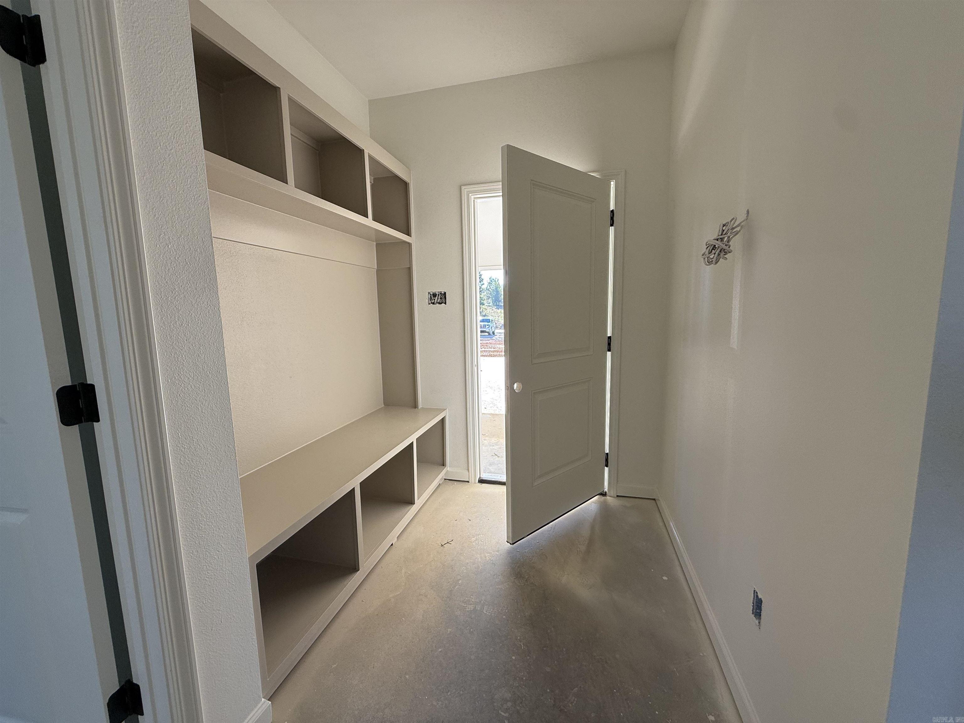 PLANTATION HILLS - Residential