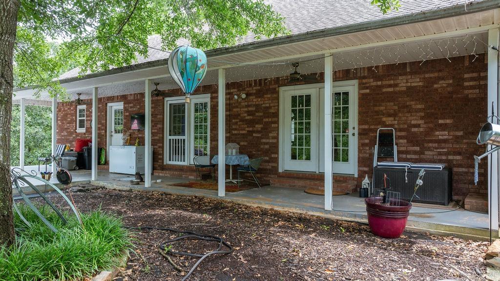 ORIGINAL TOWN BOONEVILLE - Residential