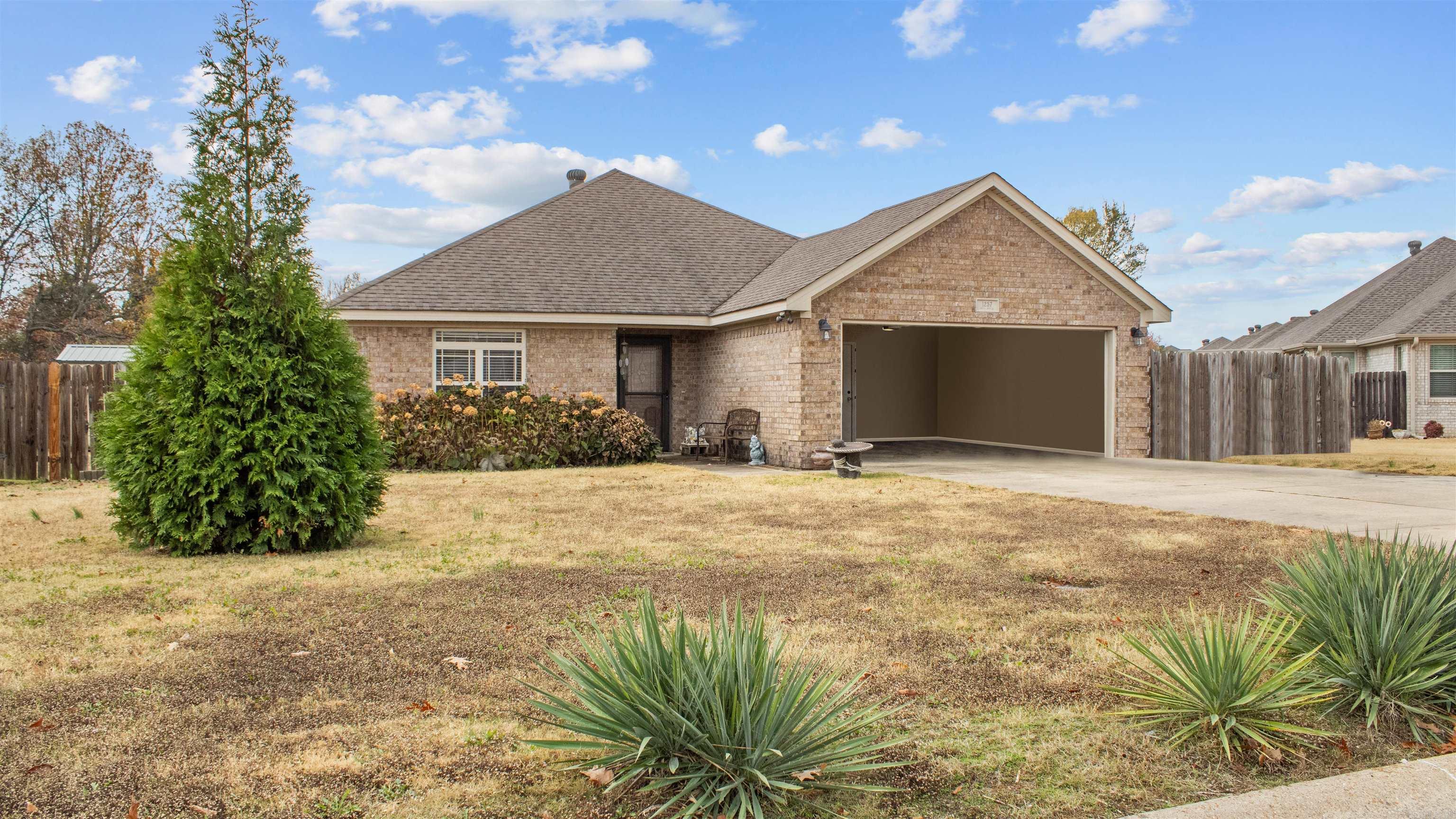 GREGORY'S - Residential