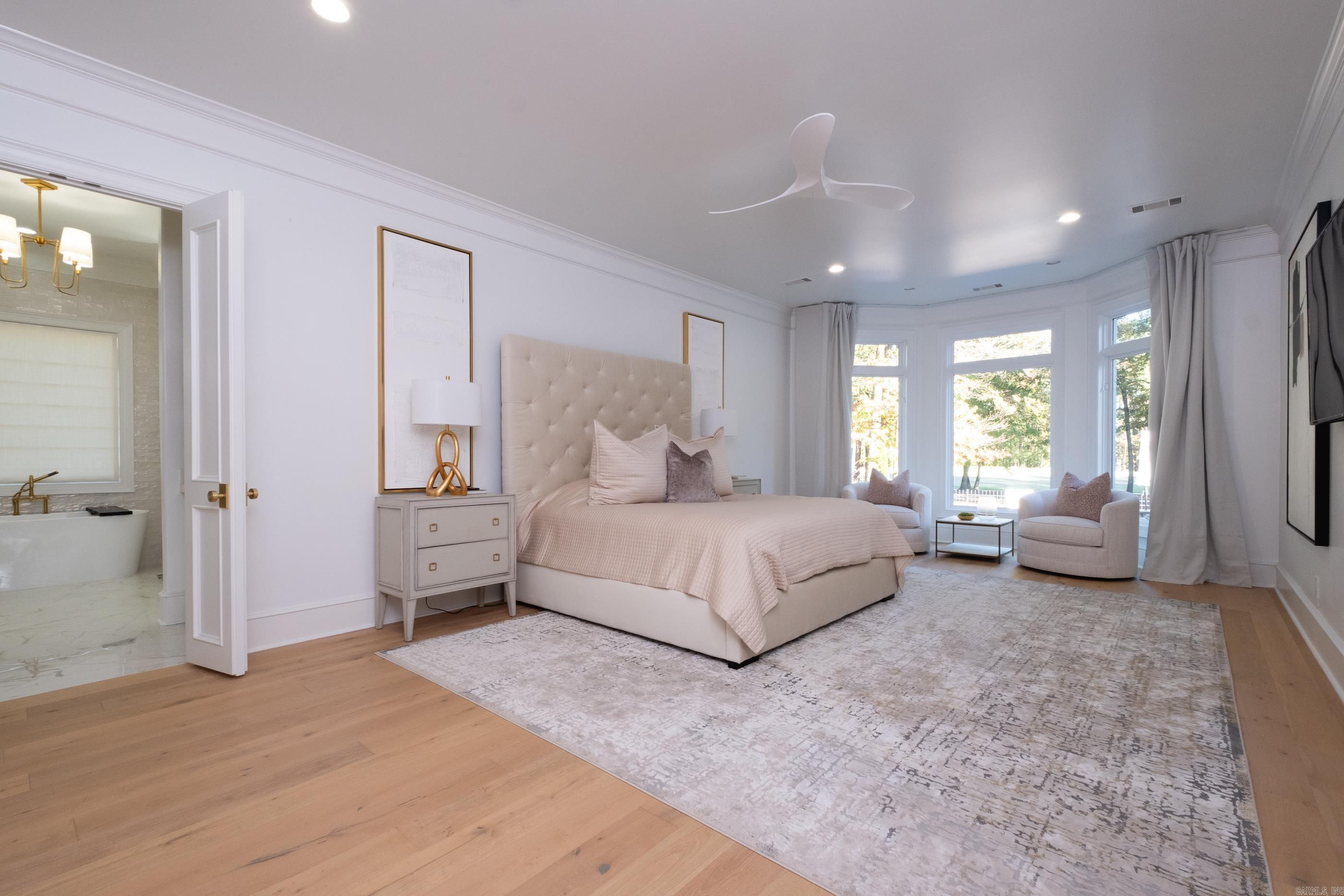 CHENAL VALLEY SOLOGNE CIRCLE - Residential