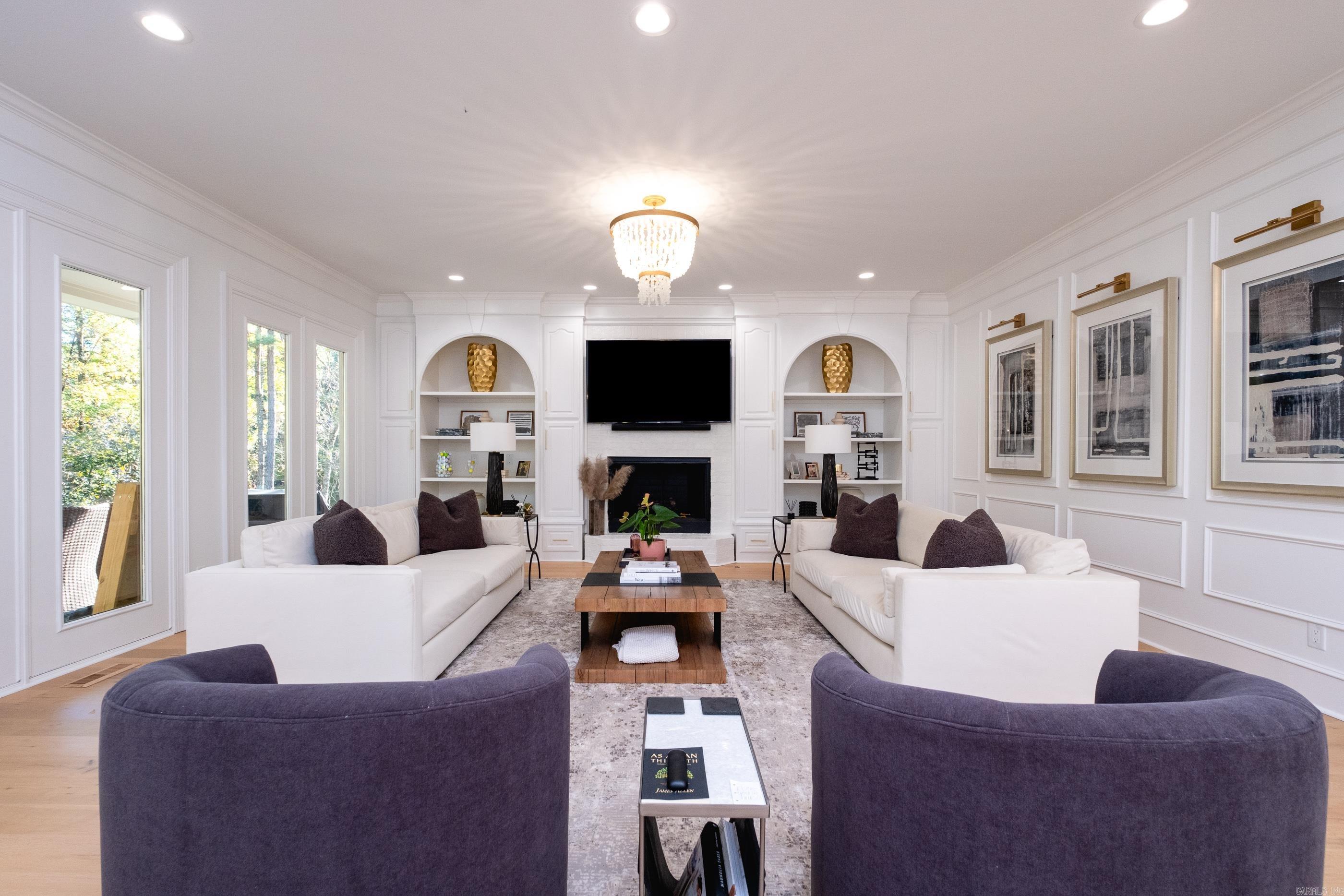 CHENAL VALLEY SOLOGNE CIRCLE - Residential