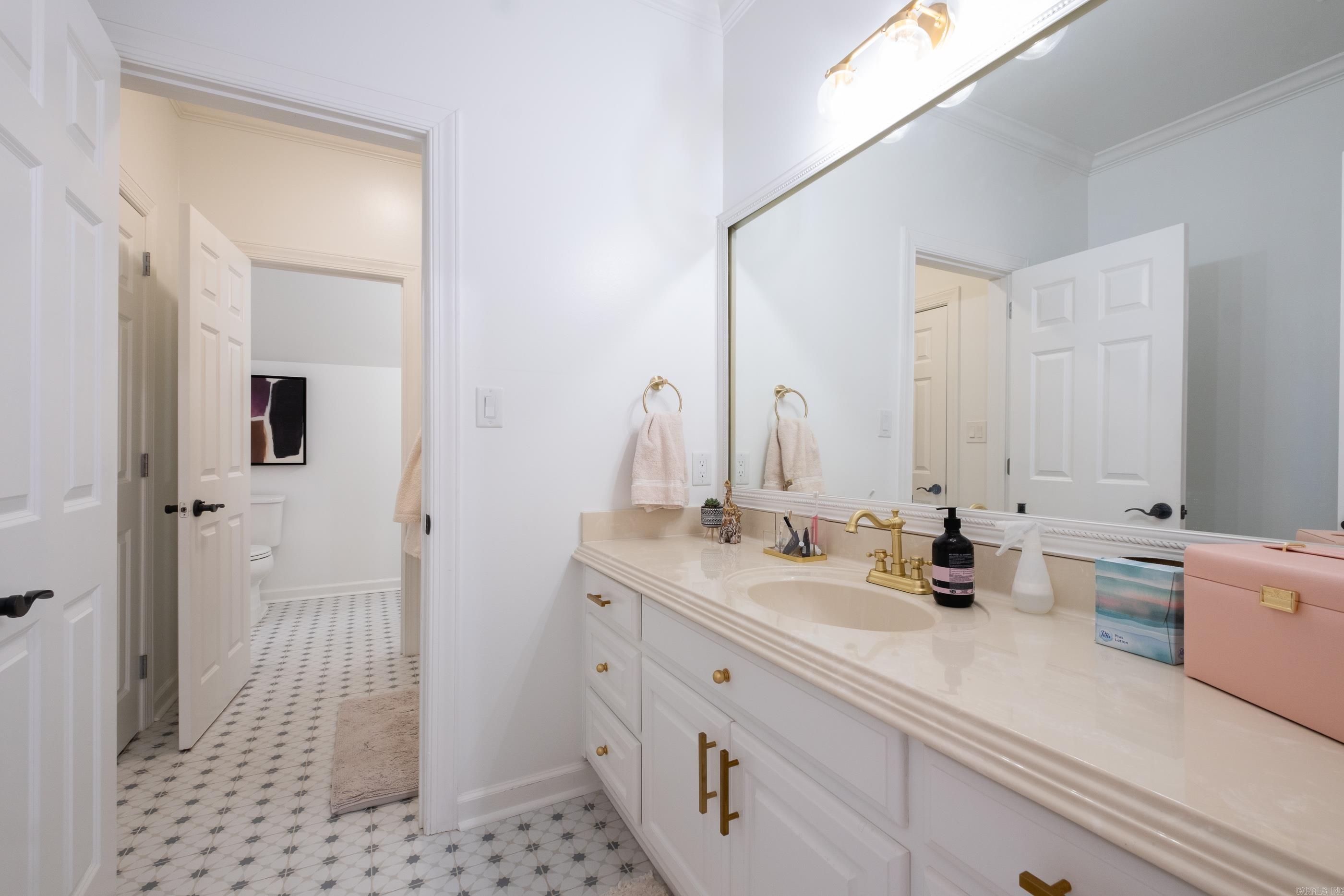 CHENAL VALLEY SOLOGNE CIRCLE - Residential