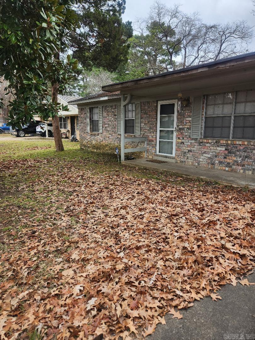 BEVERLY TERR - Residential