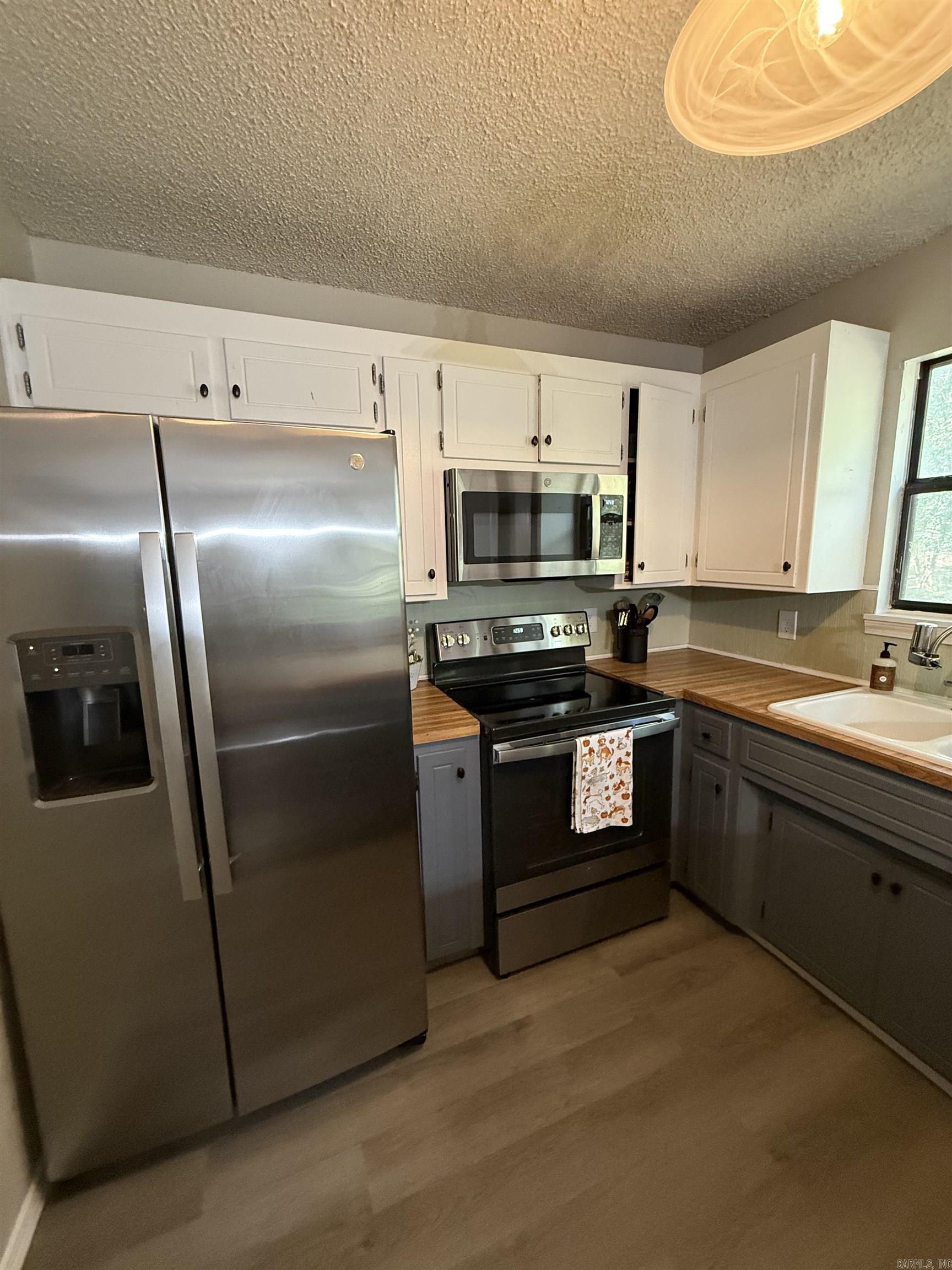 Mount Caramel Shores - Residential