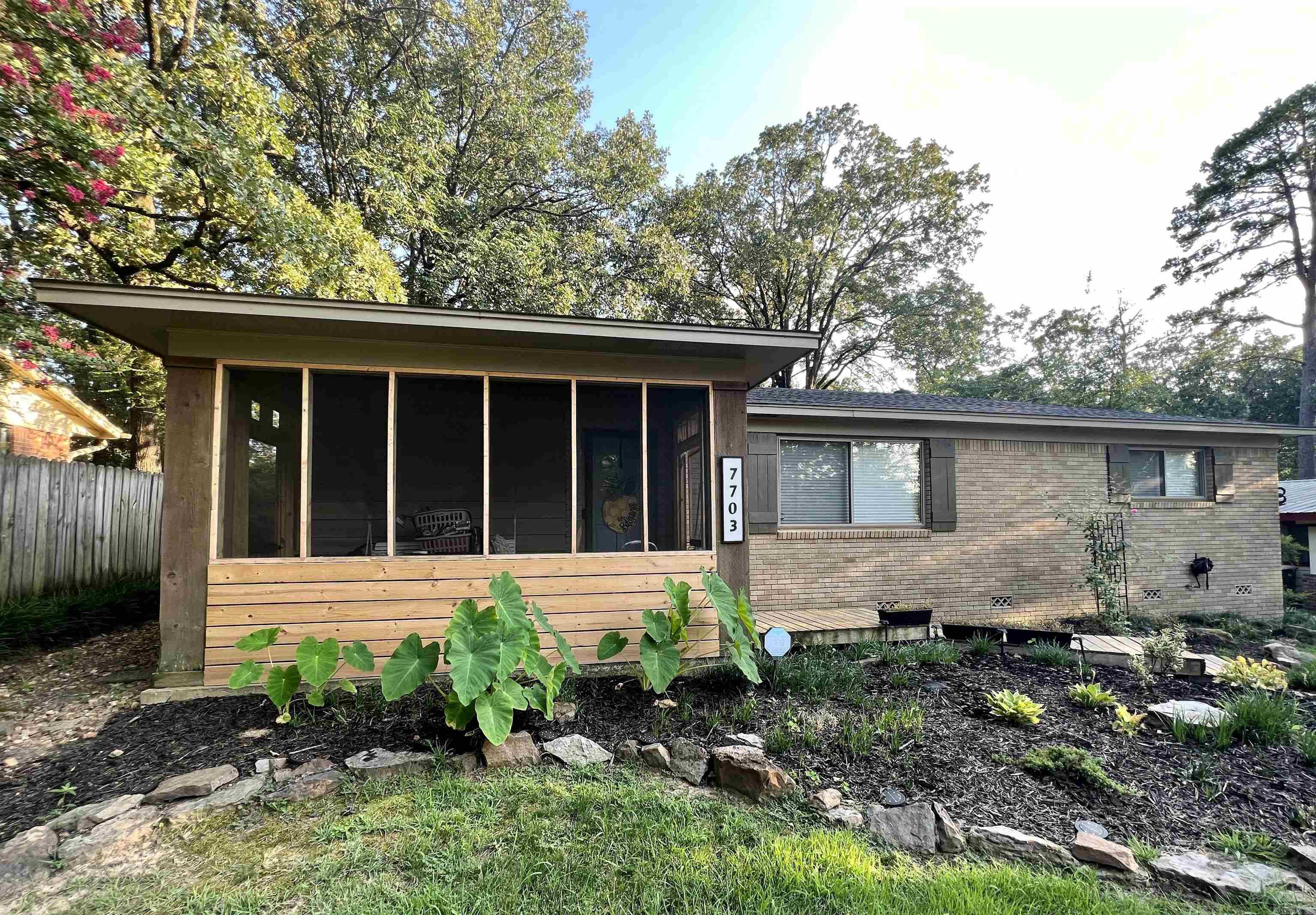 SHAMROCK ADDN - Residential