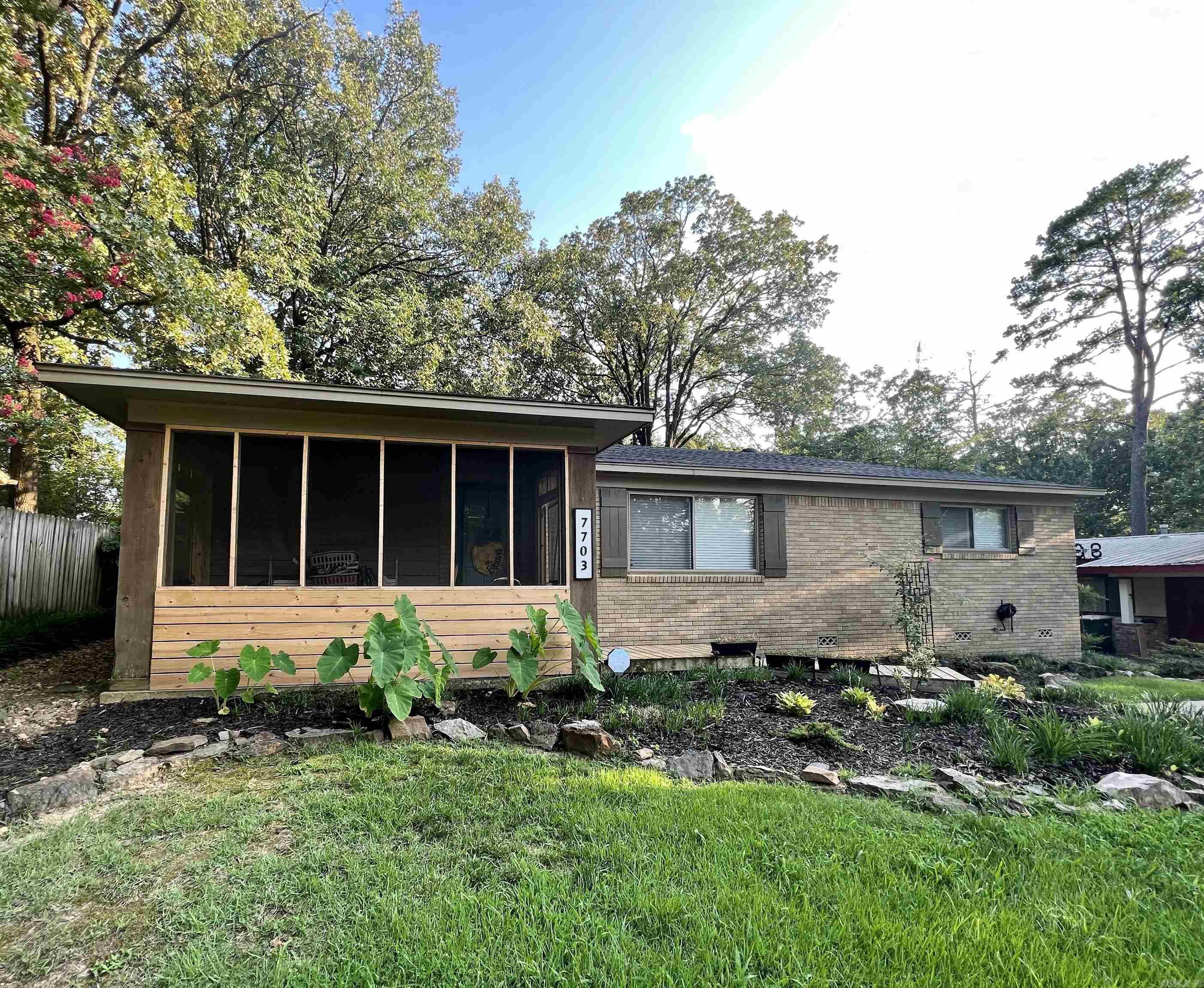 SHAMROCK ADDN - Residential