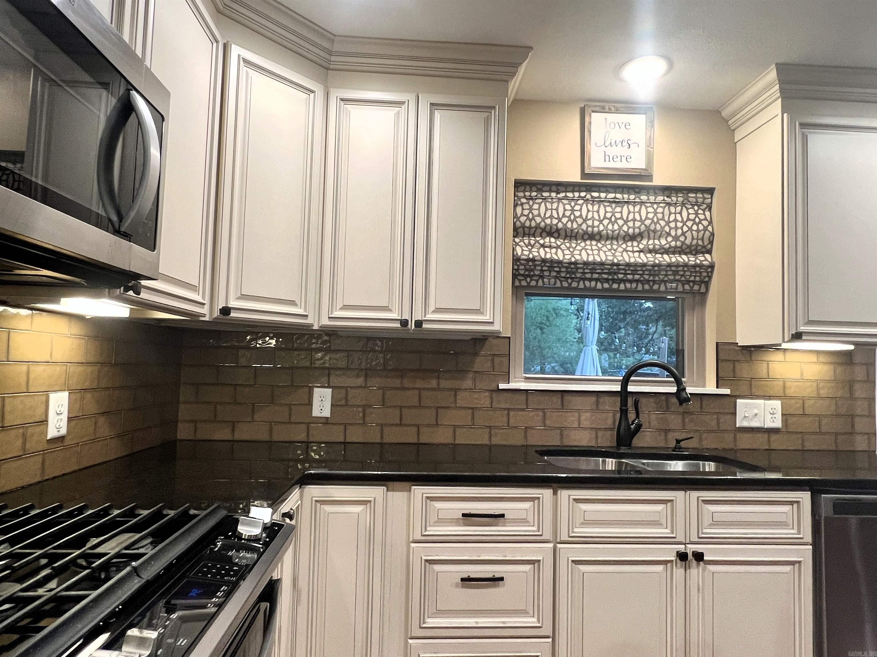 SHAMROCK ADDN - Residential