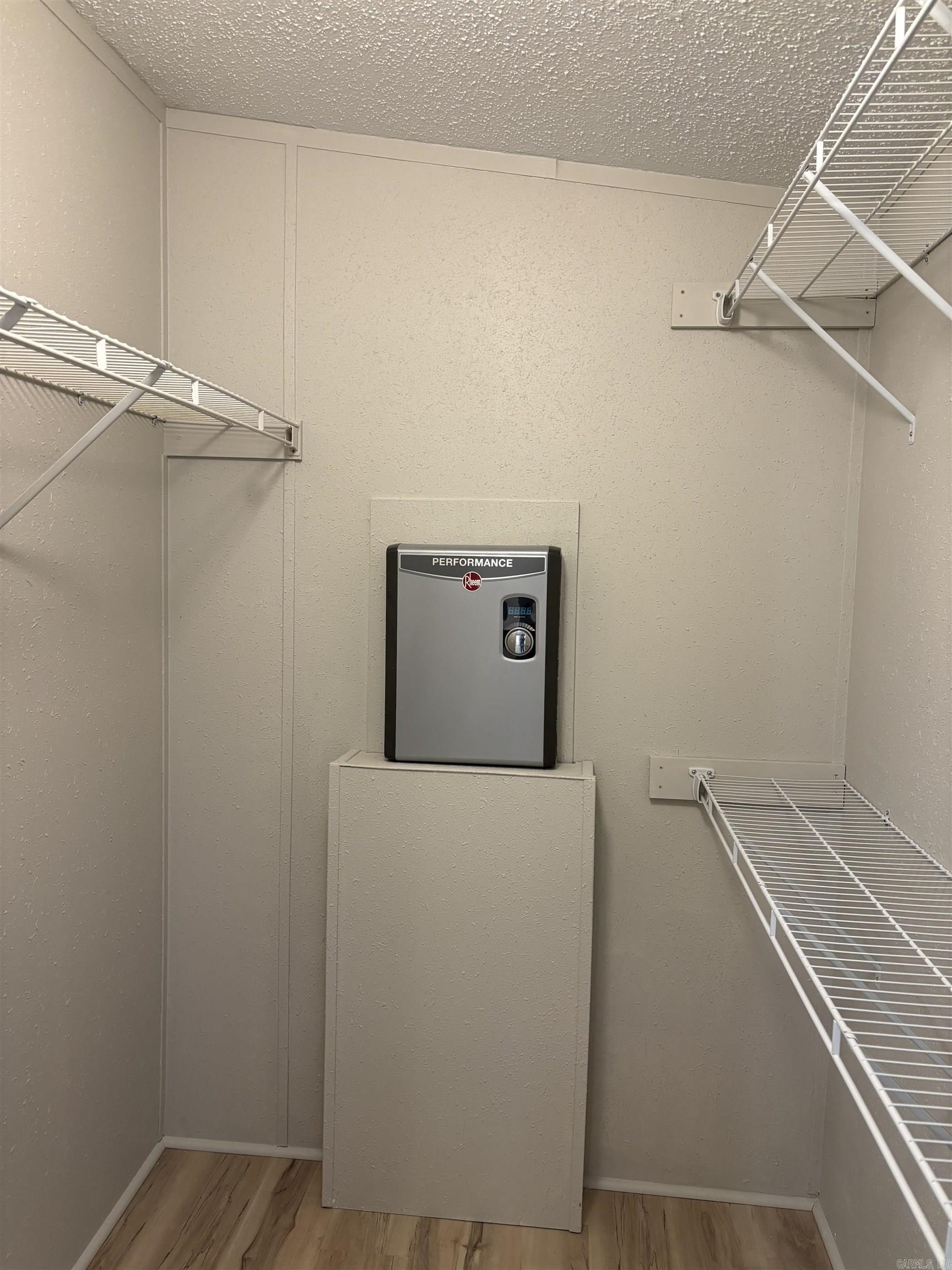 EVERGREEN ESTATES - Residential