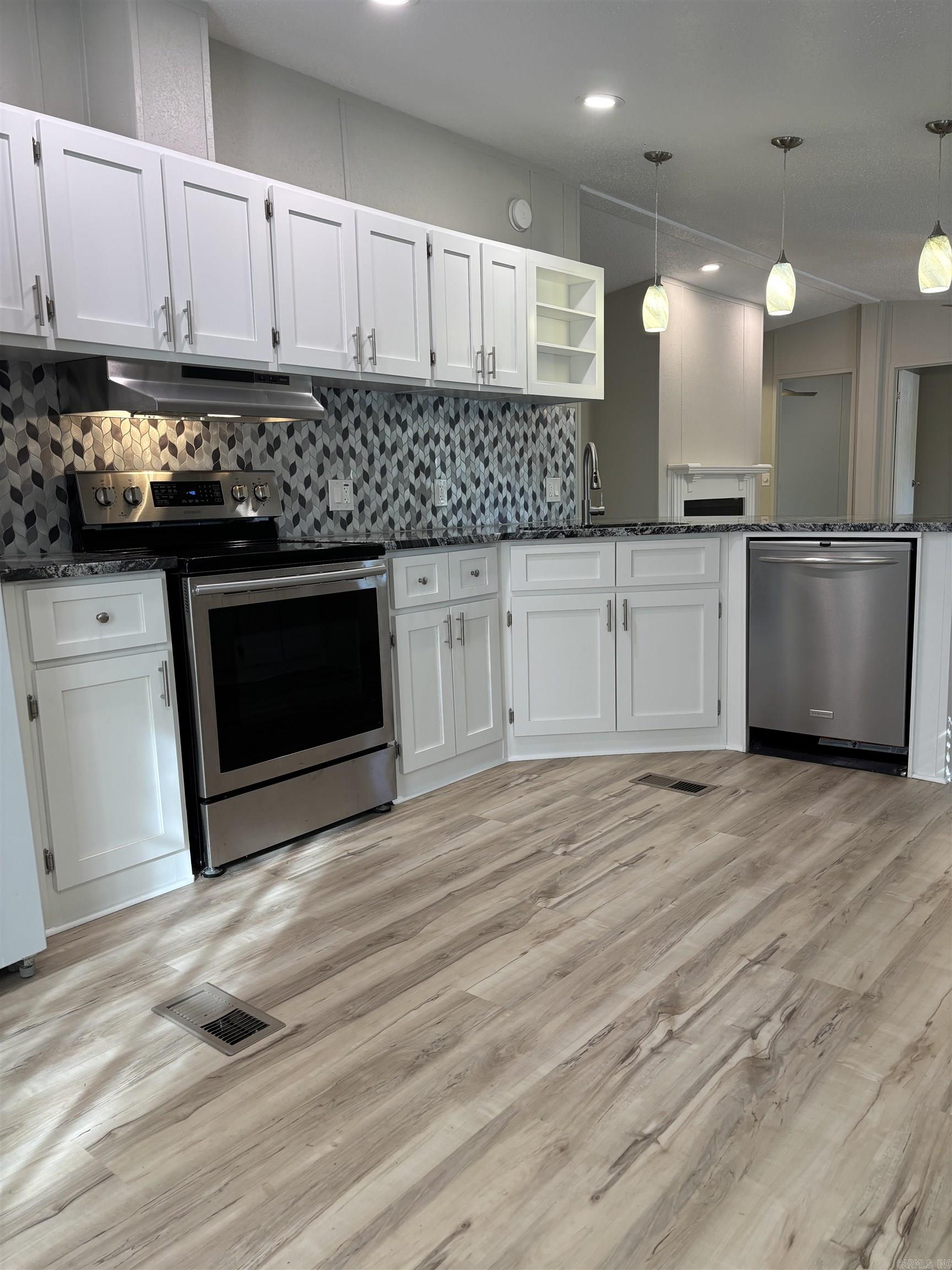 EVERGREEN ESTATES - Residential