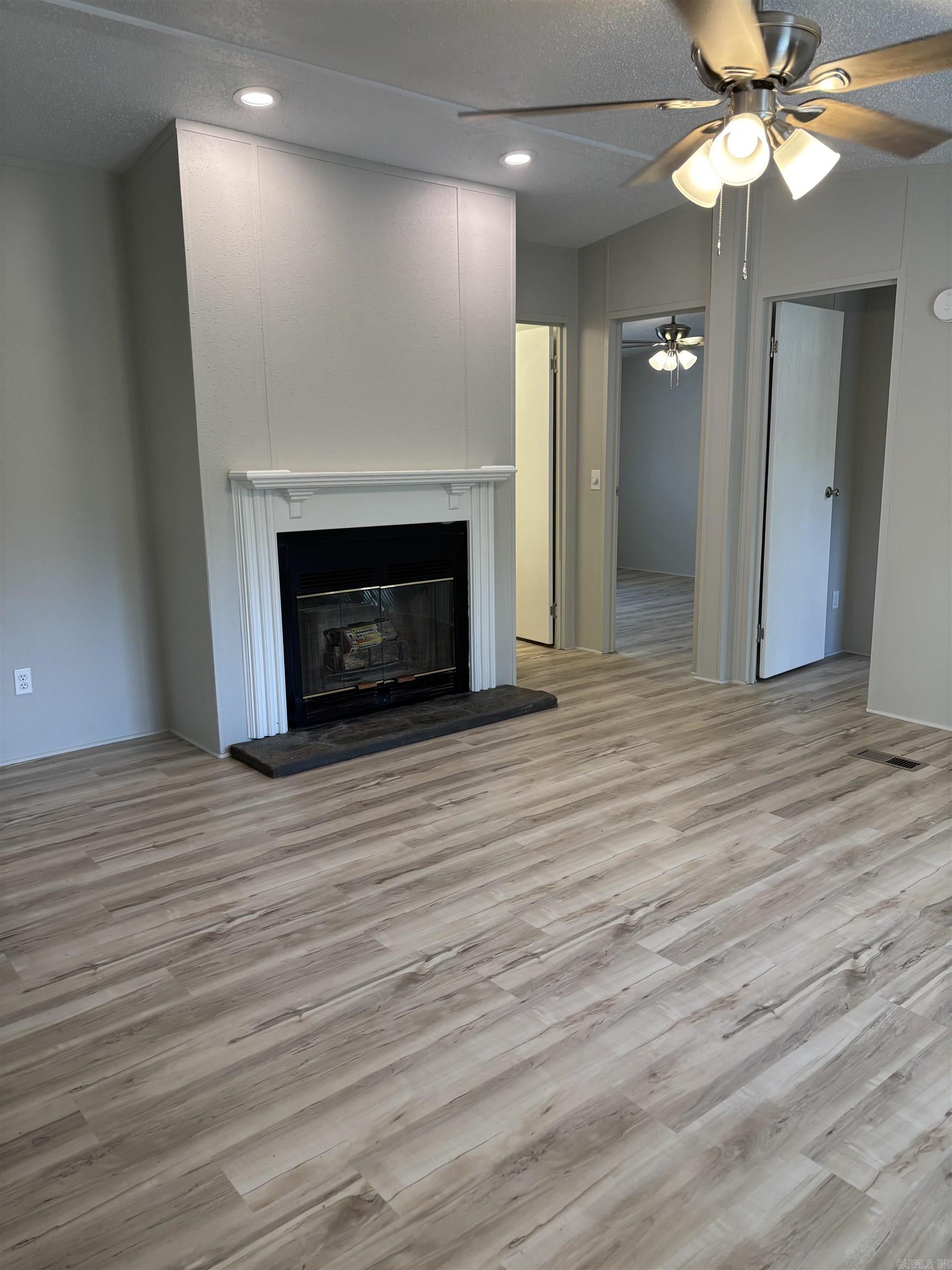 EVERGREEN ESTATES - Residential