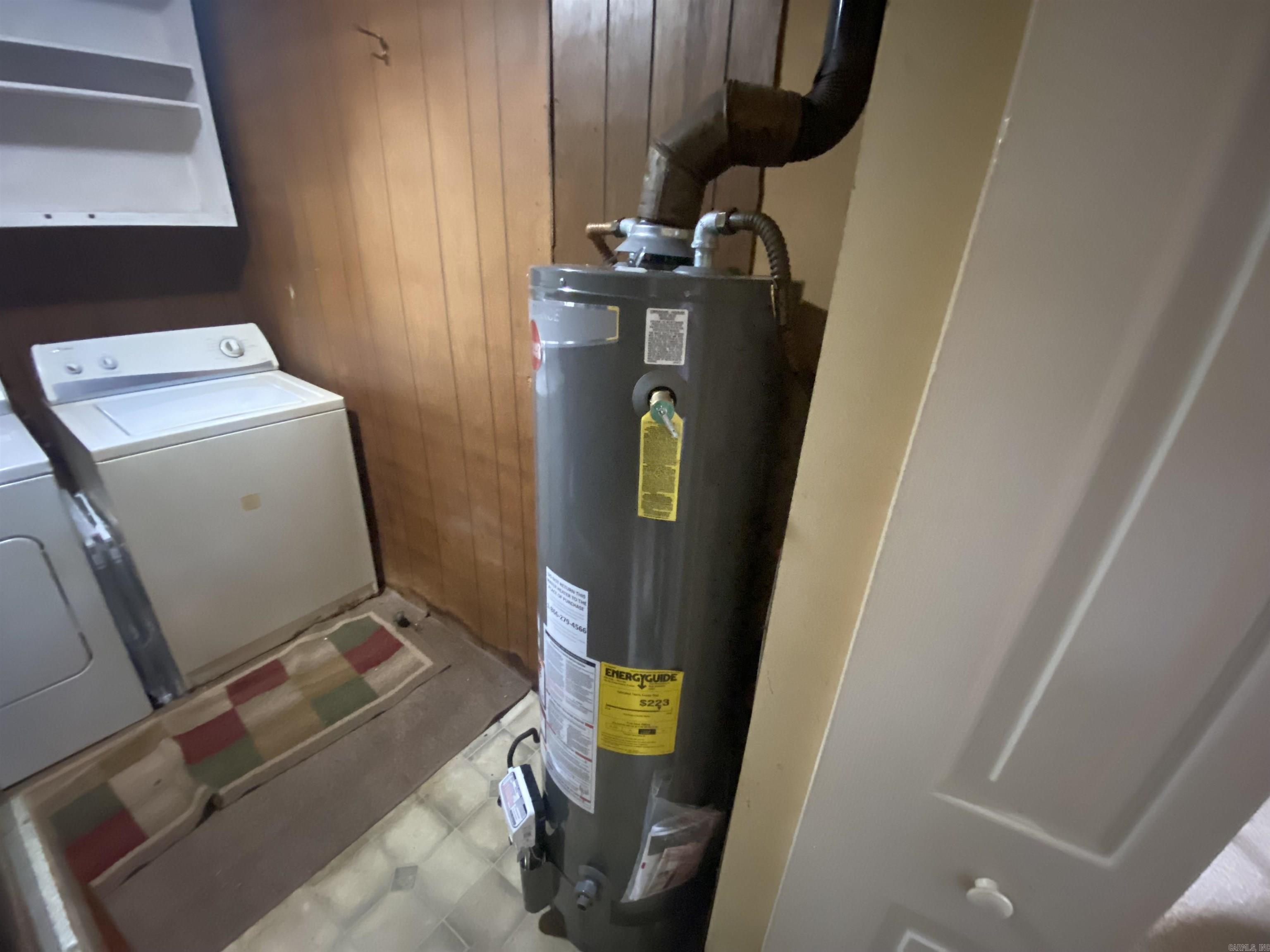 POINSETT LUMBAR & MFG - Residential