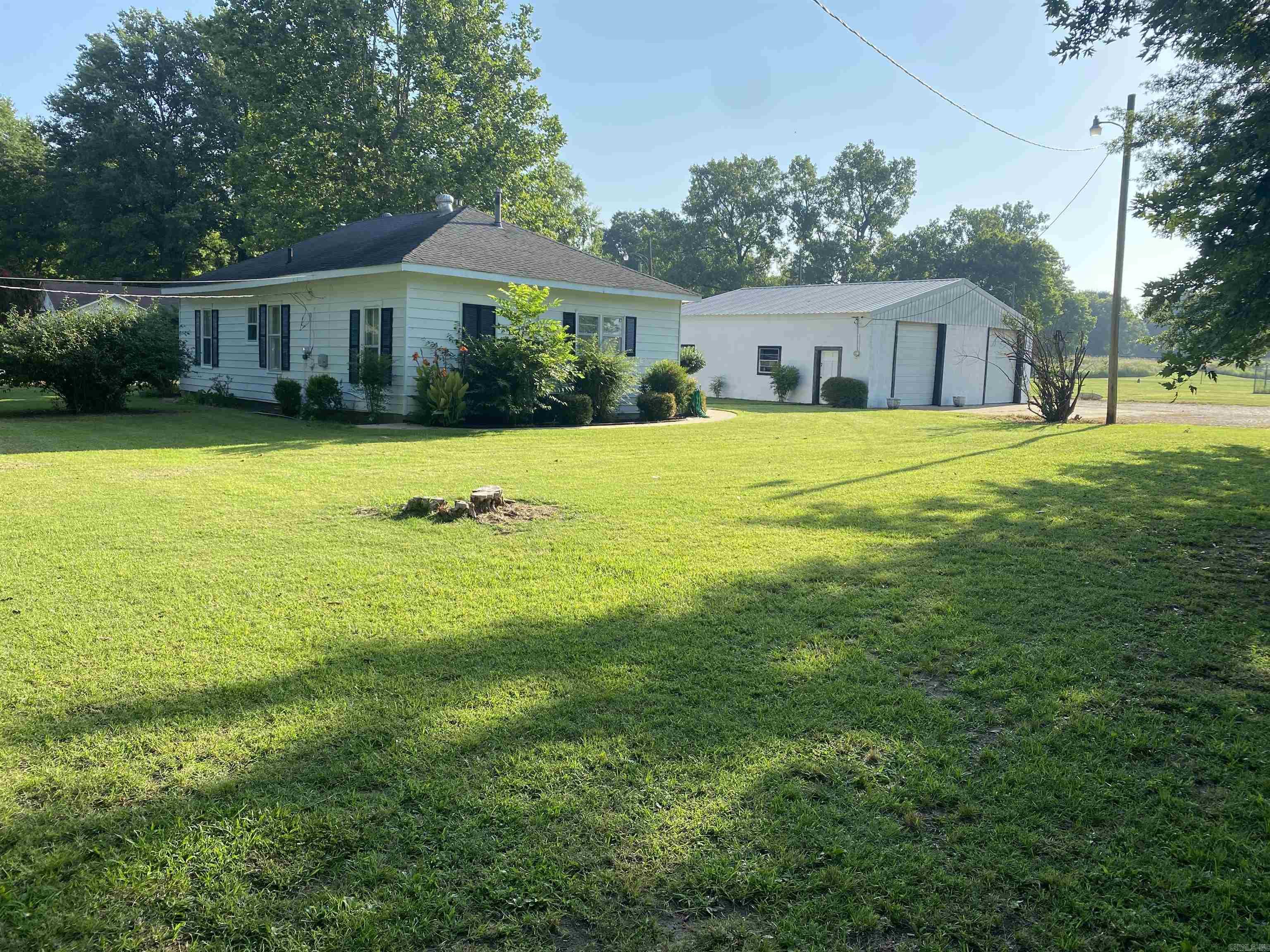 POINSETT LUMBAR & MFG - Residential