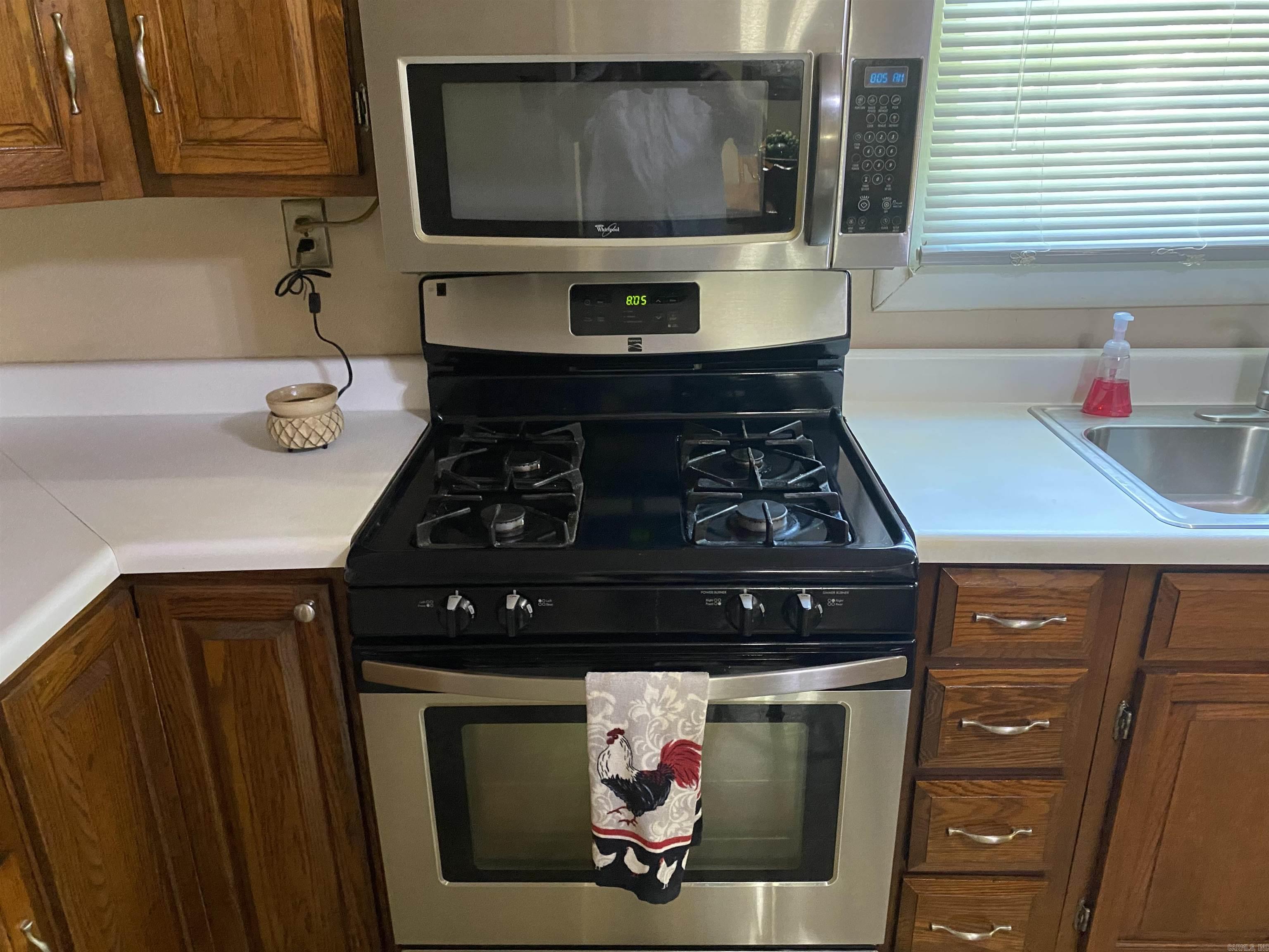 POINSETT LUMBAR & MFG - Residential