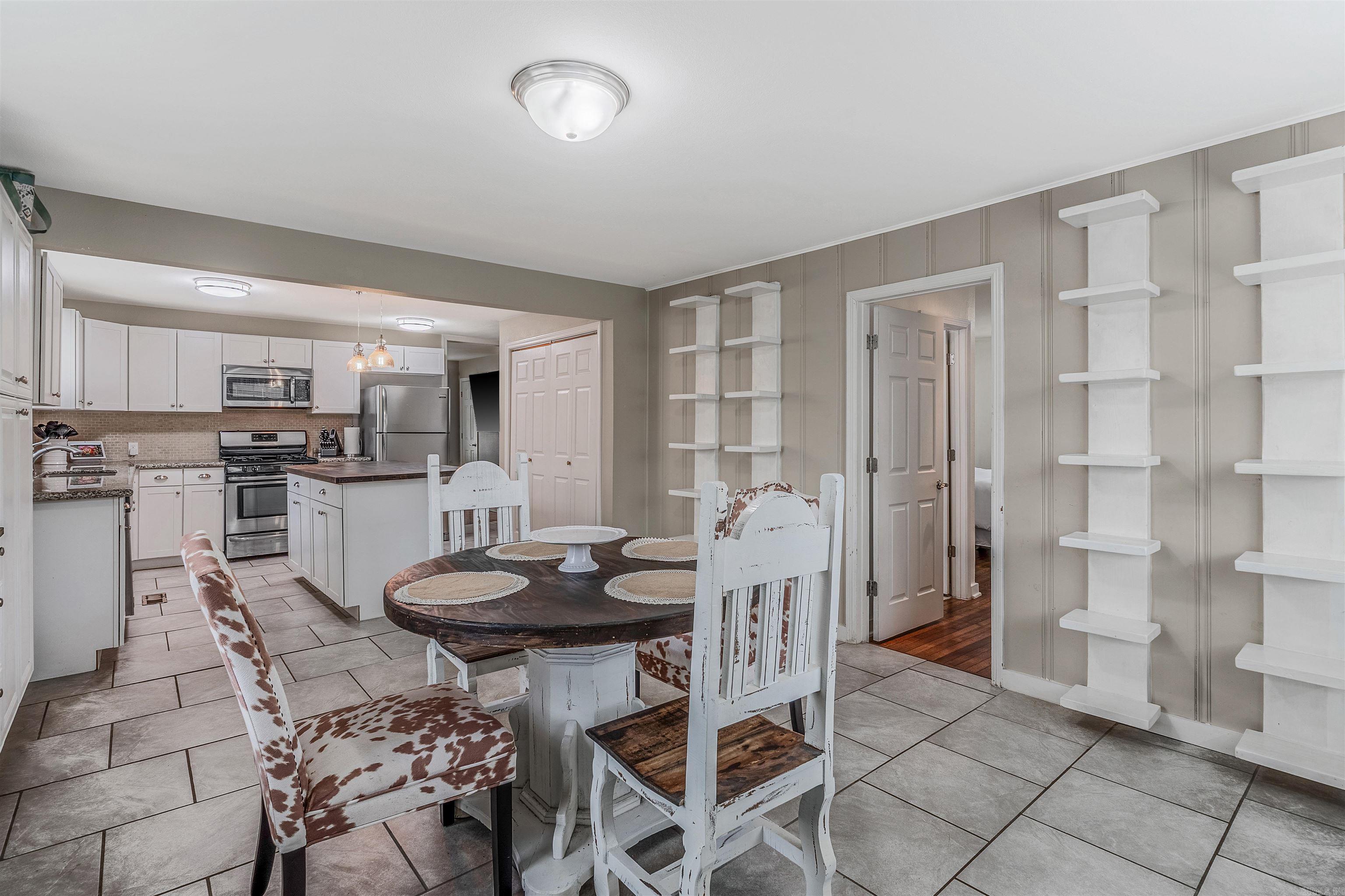 CHERRY & COX - Residential