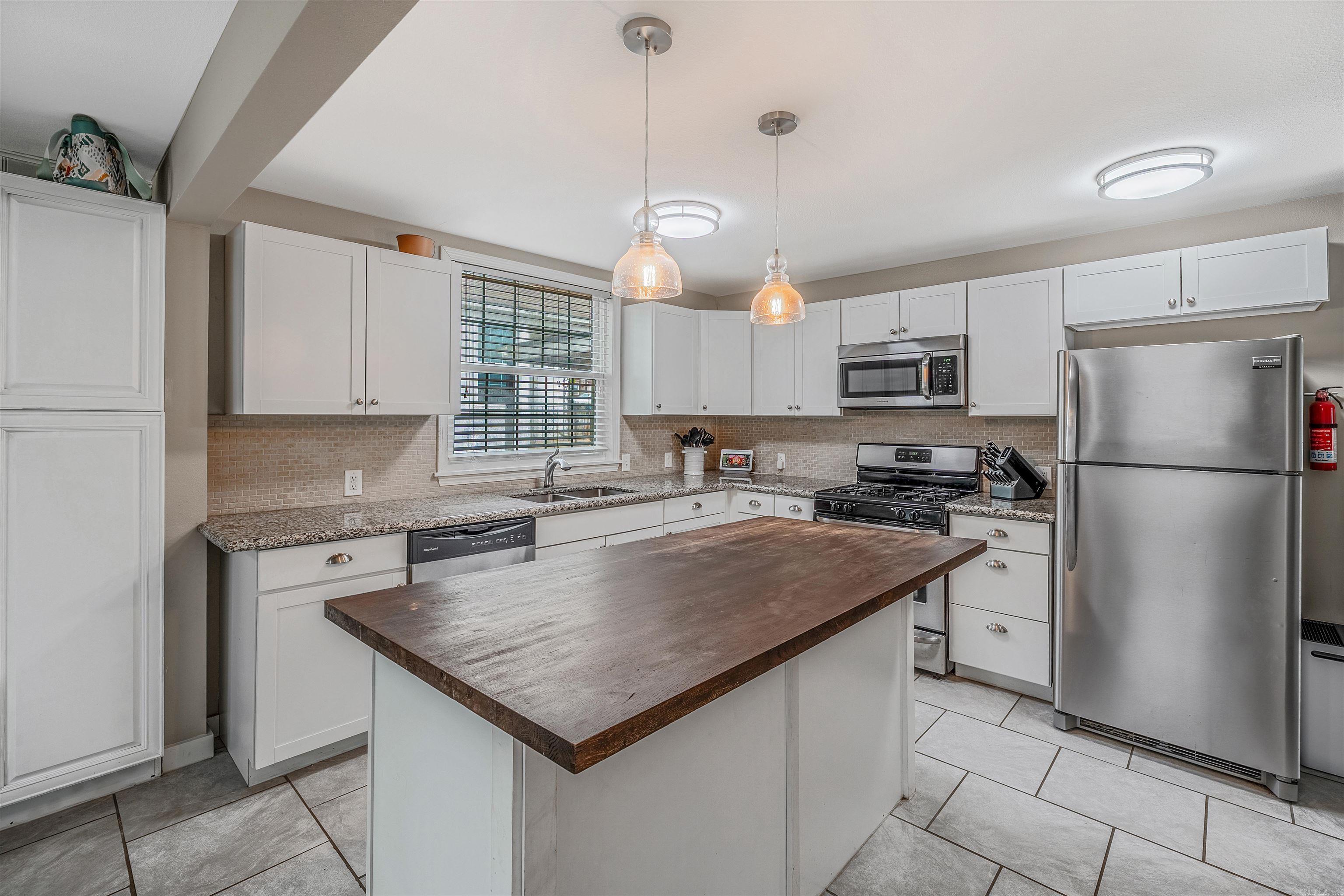 CHERRY & COX - Residential