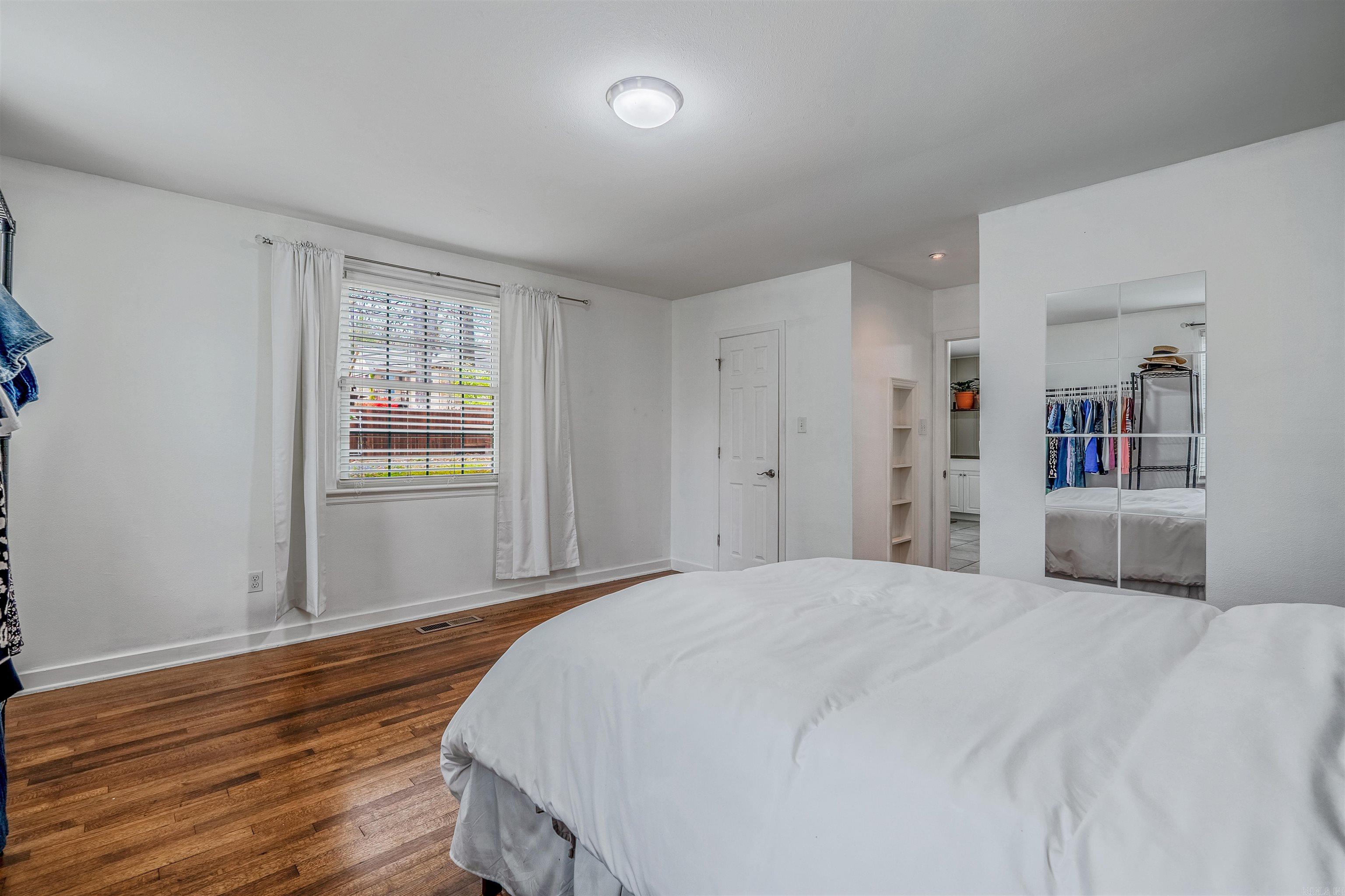 CHERRY & COX - Residential