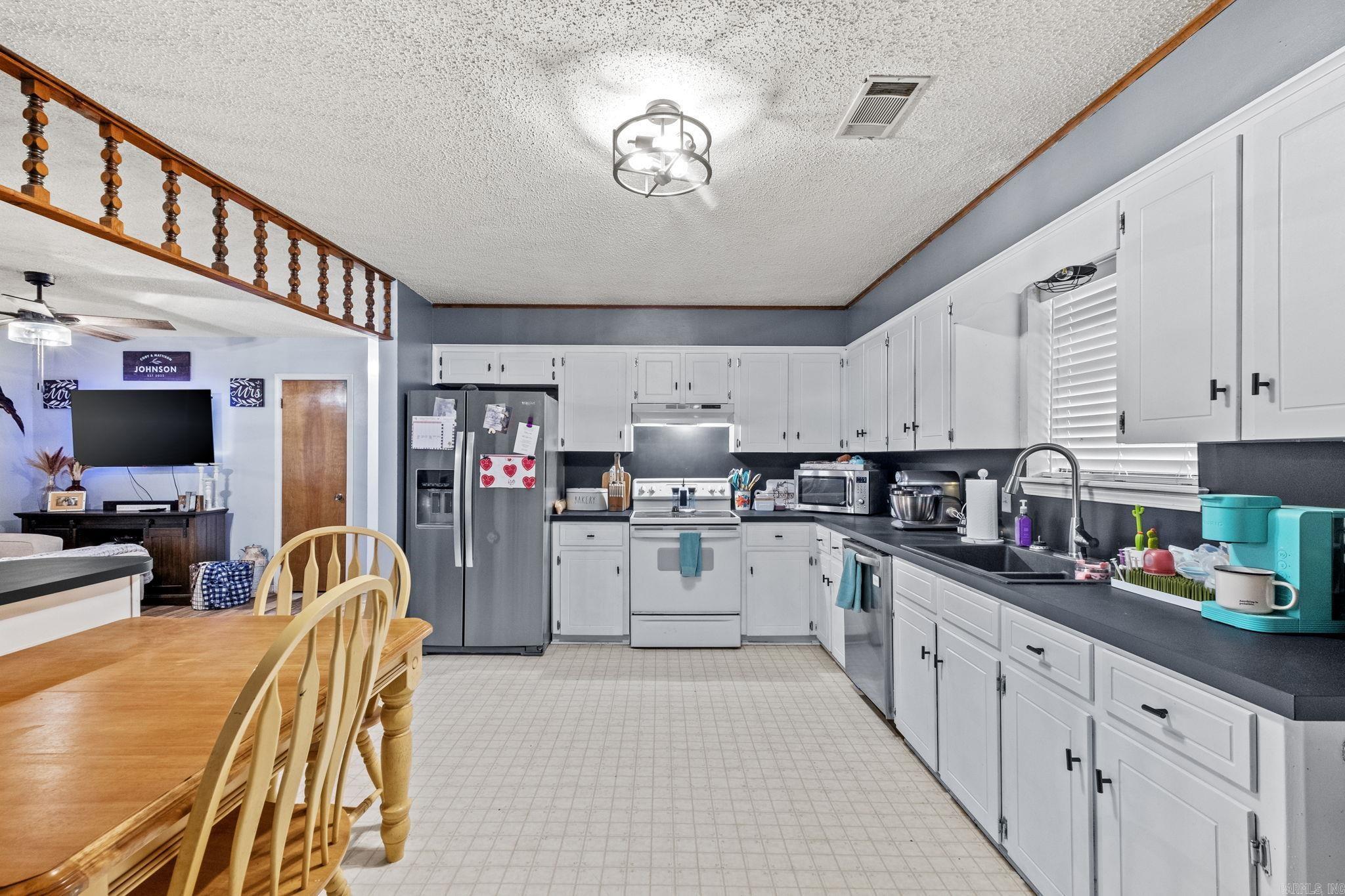 PHEASANT RUN - Residential