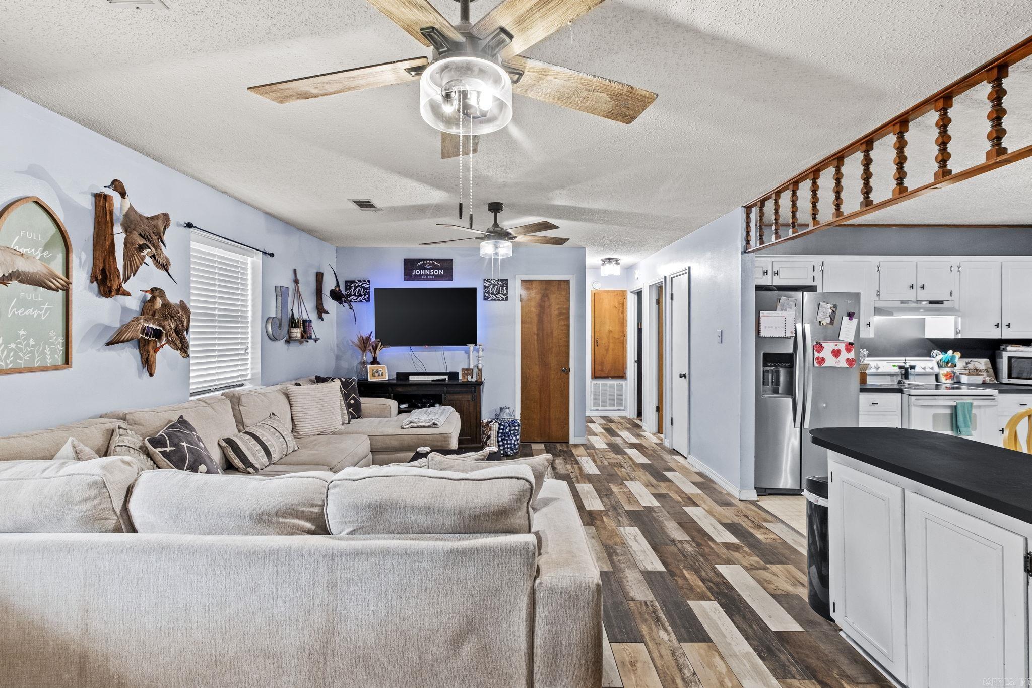 PHEASANT RUN - Residential