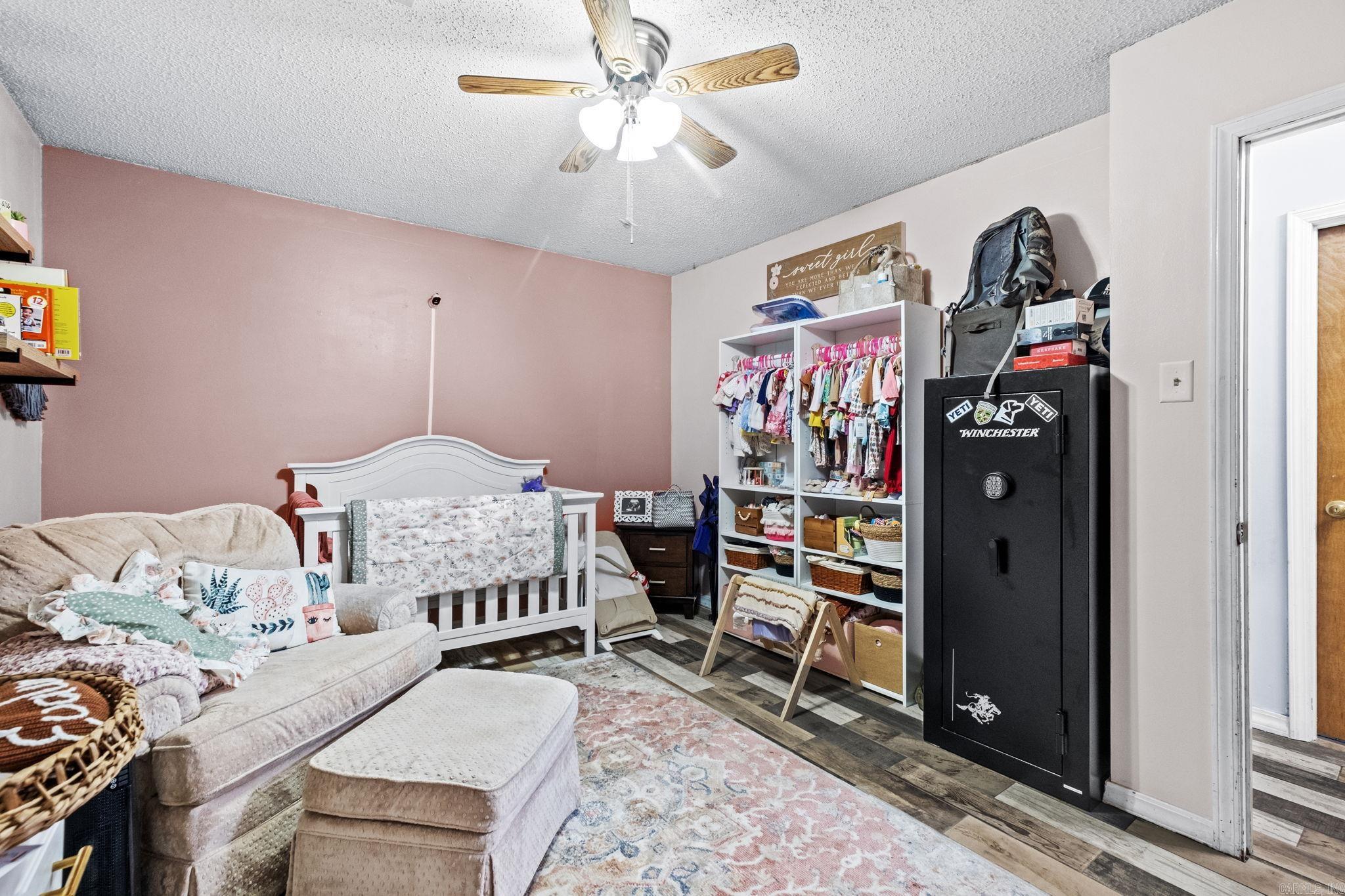 PHEASANT RUN - Residential