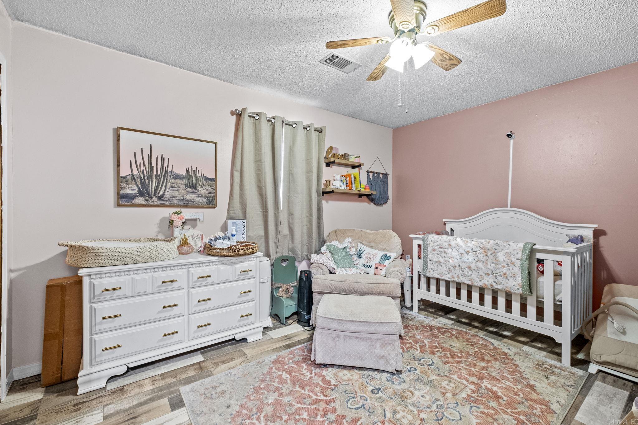 PHEASANT RUN - Residential