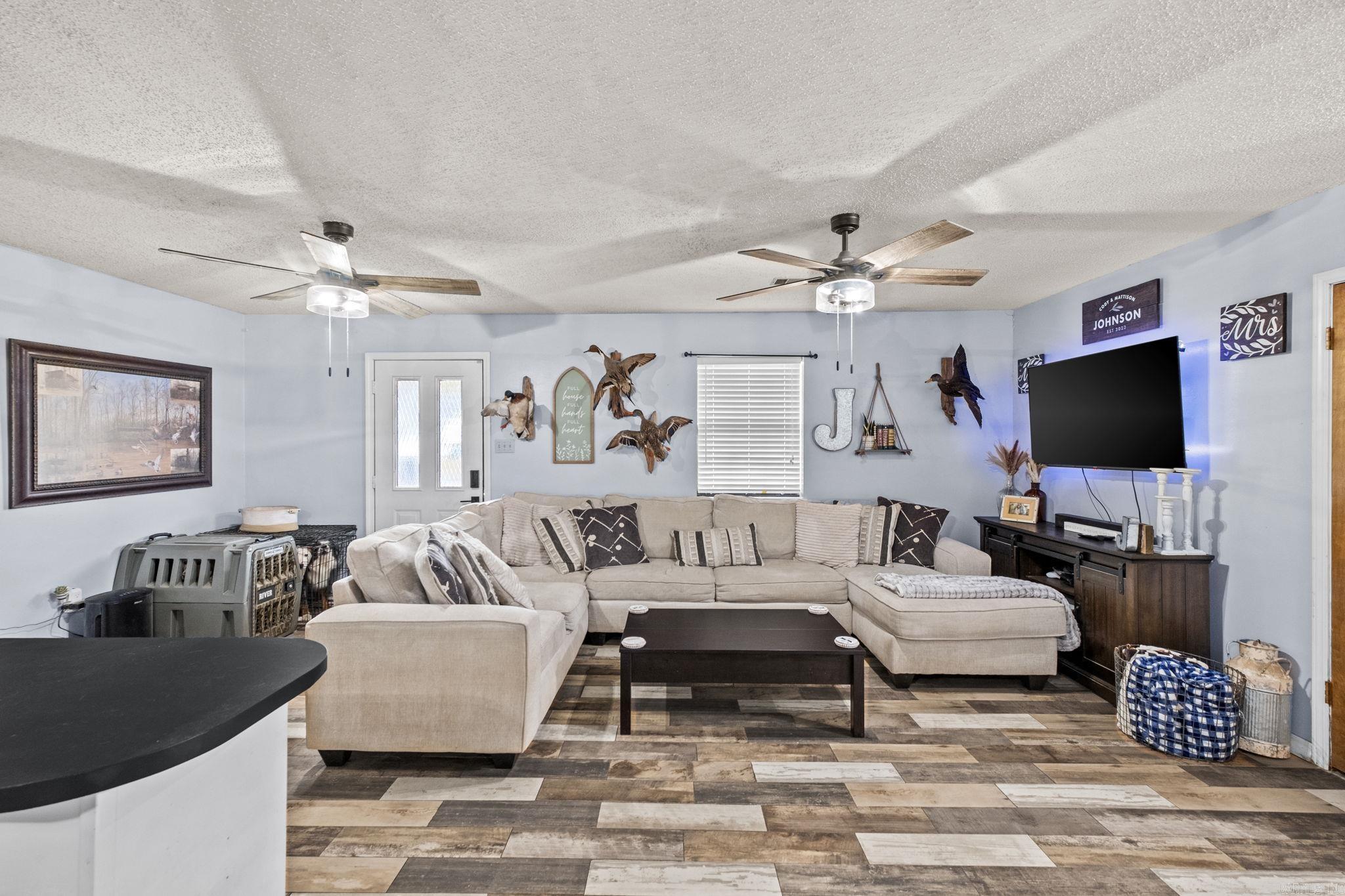 PHEASANT RUN - Residential