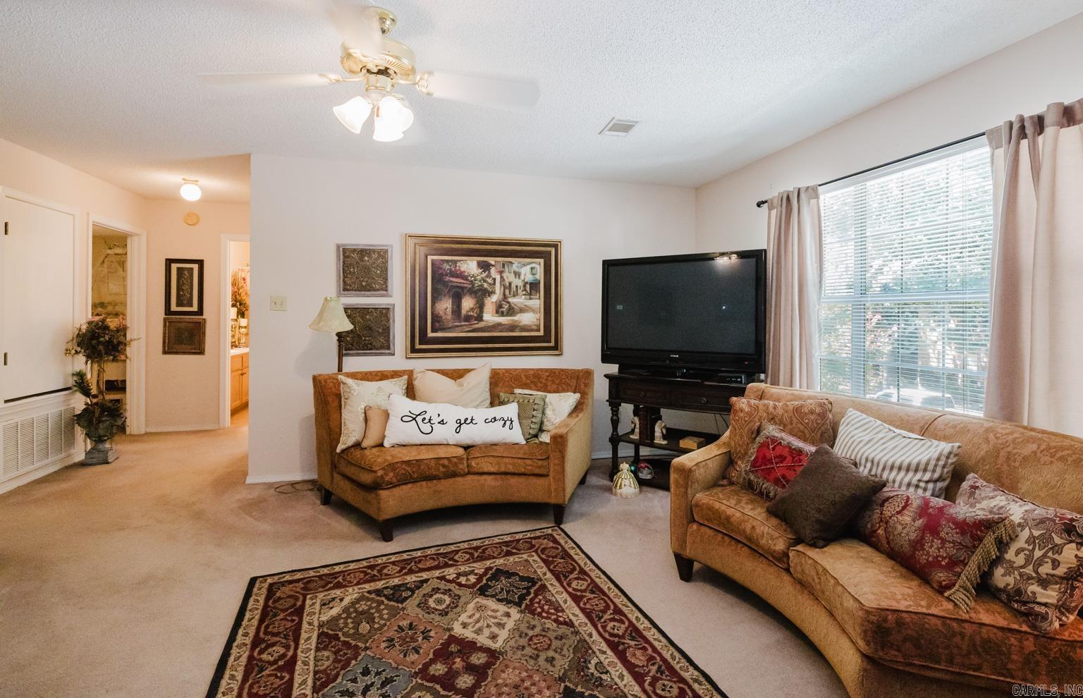 RIVER OAKS - Residential