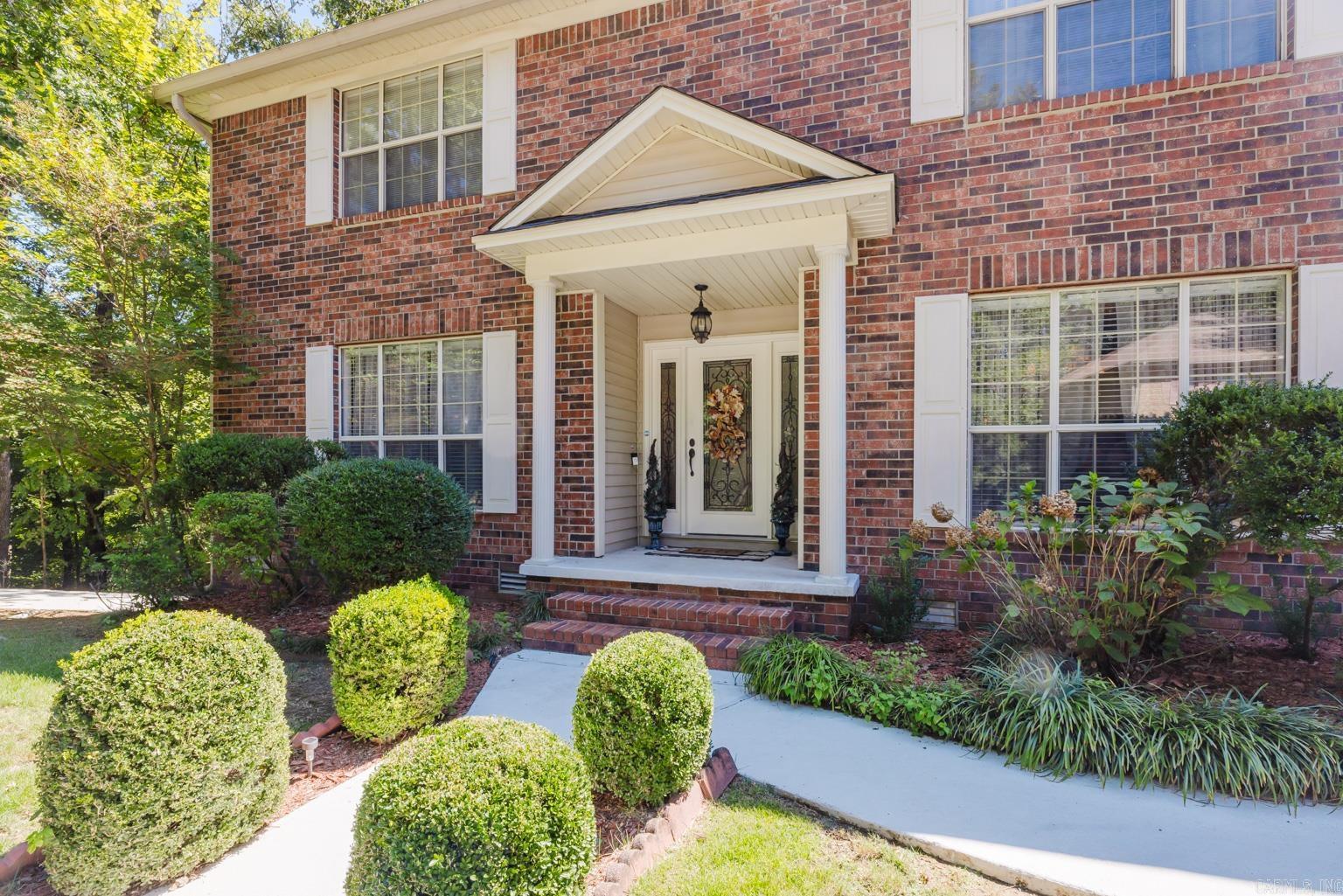 RIVER OAKS - Residential