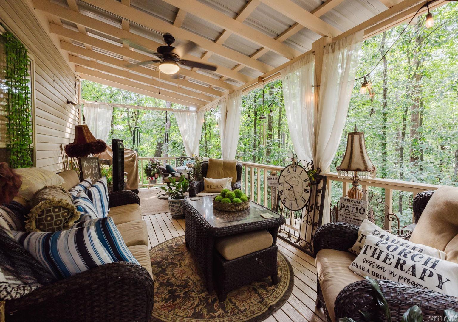 RIVER OAKS - Residential