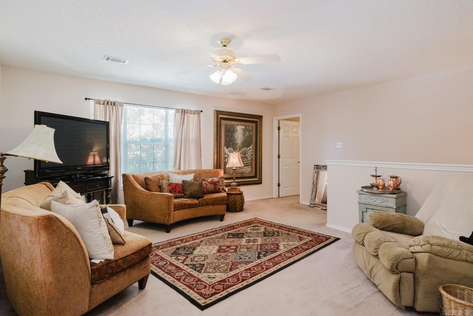 RIVER OAKS - Residential