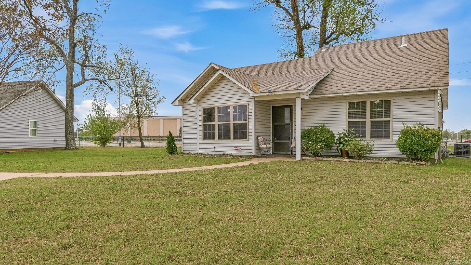 NELMS STREET - Residential