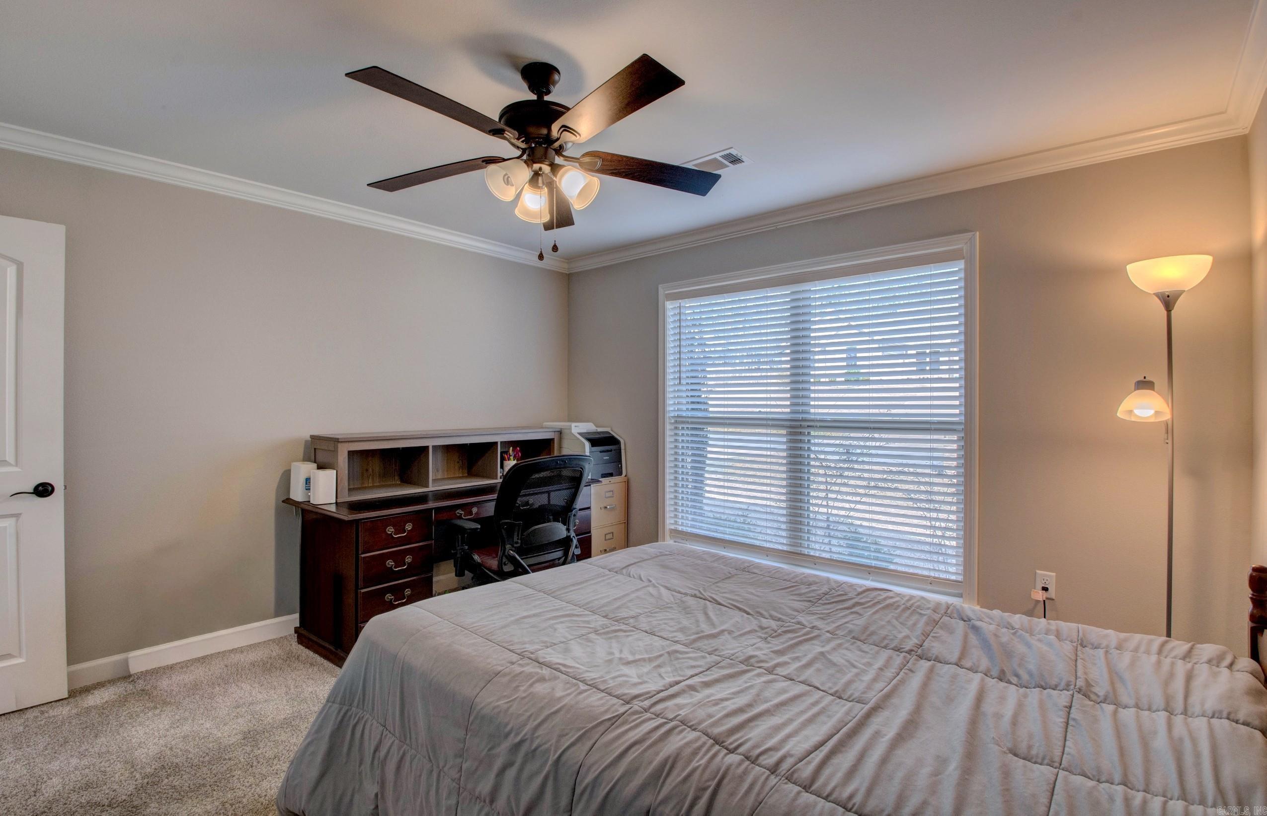 PINEWOOD ESTATES - Residential