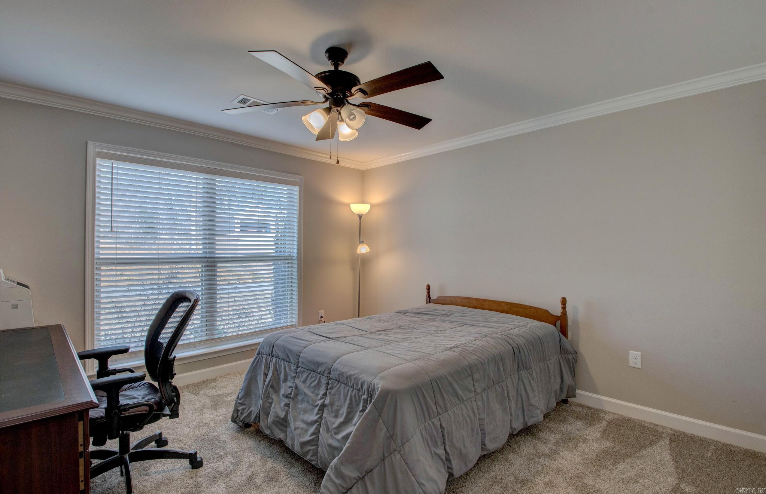 PINEWOOD ESTATES - Residential