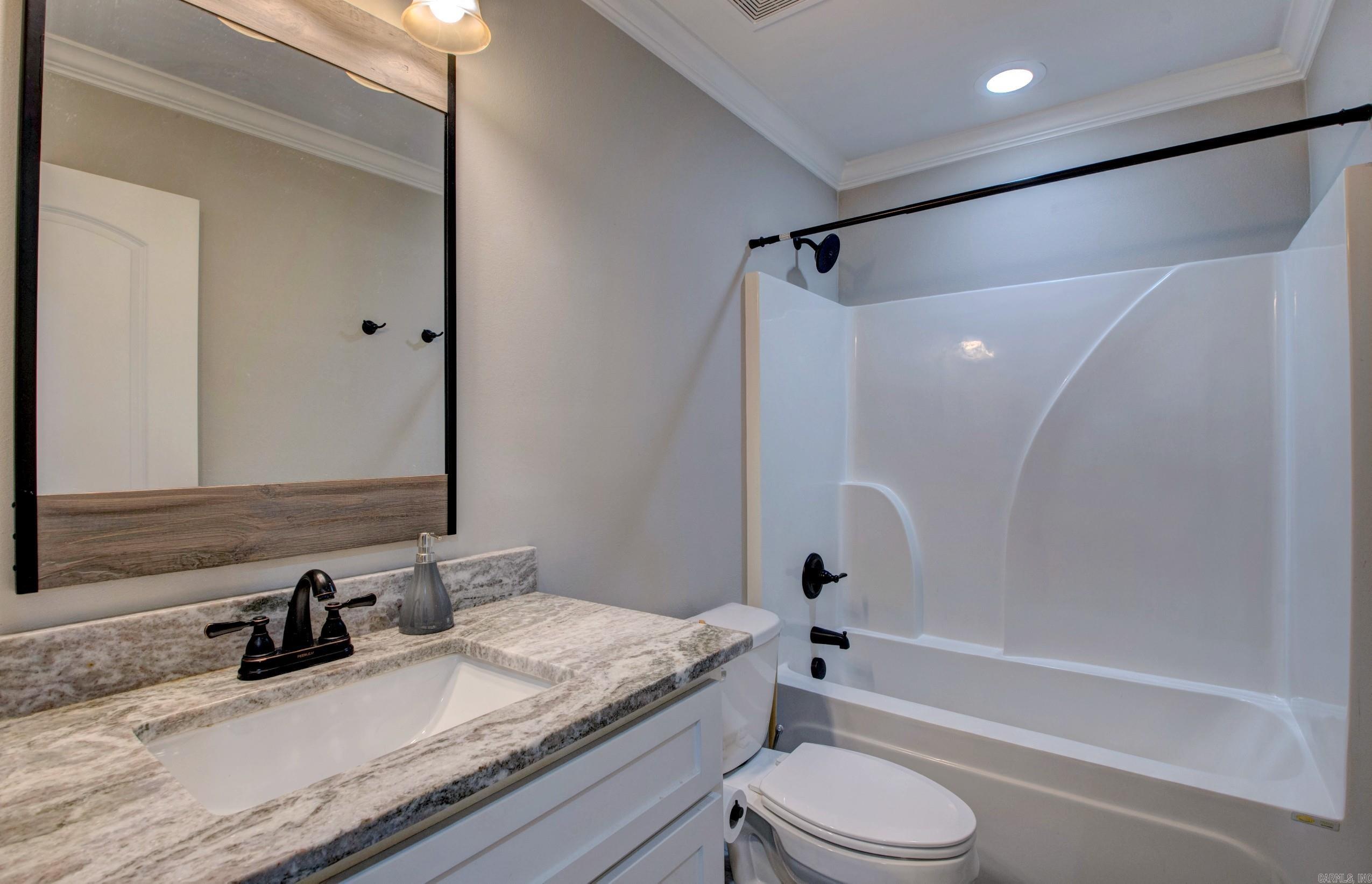 PINEWOOD ESTATES - Residential