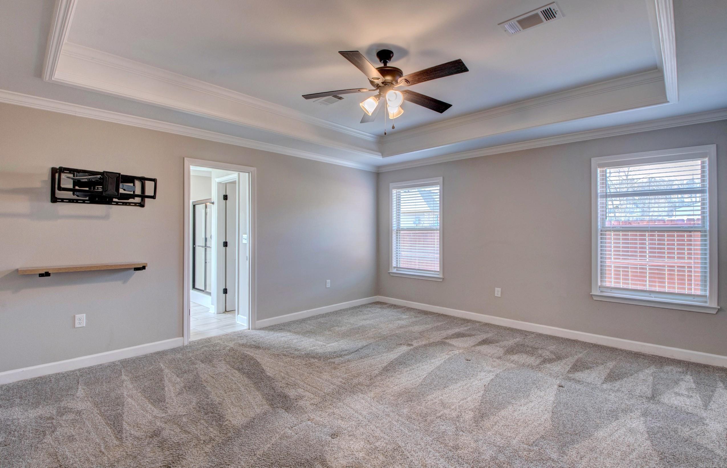 PINEWOOD ESTATES - Residential