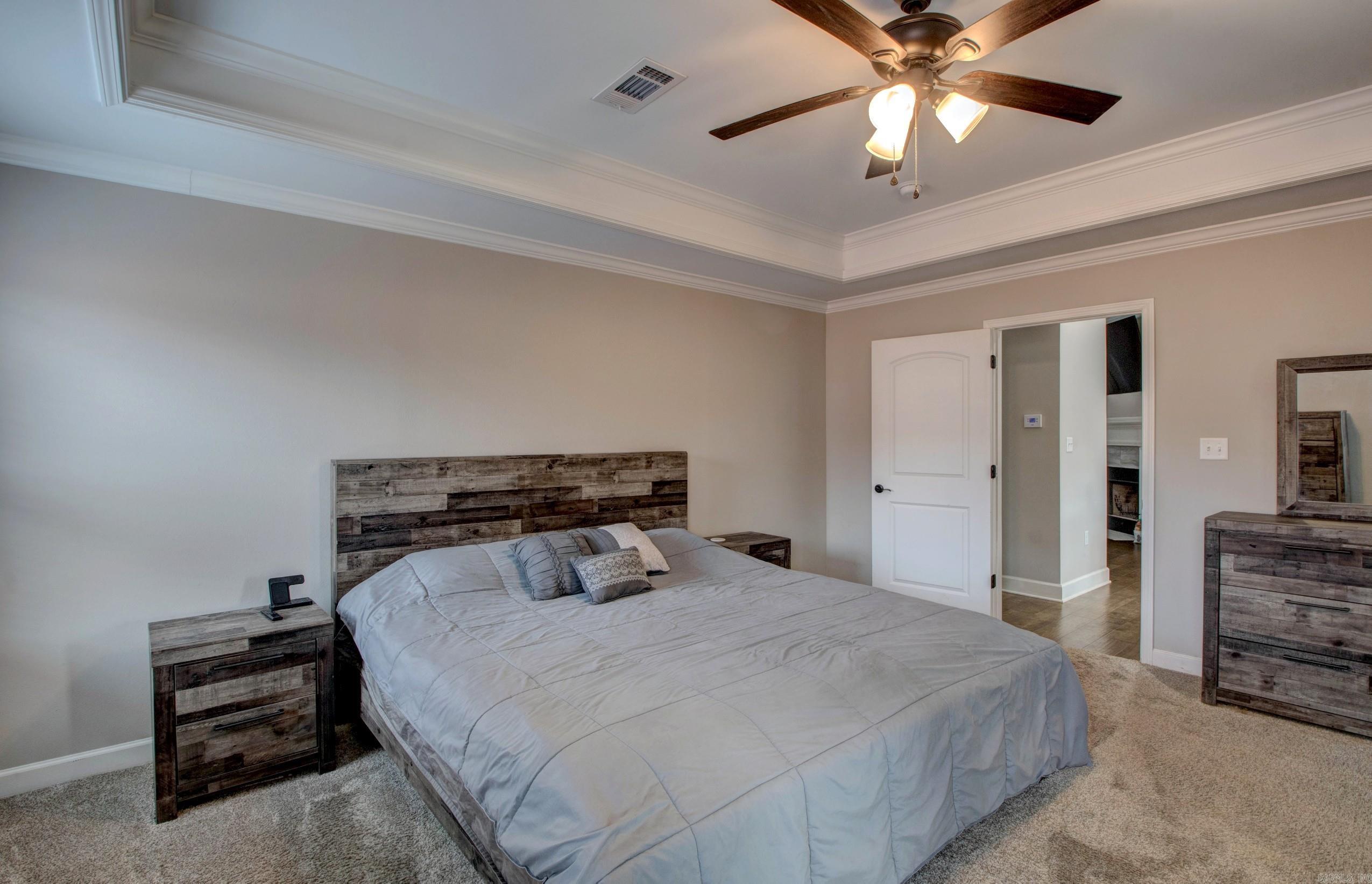 PINEWOOD ESTATES - Residential