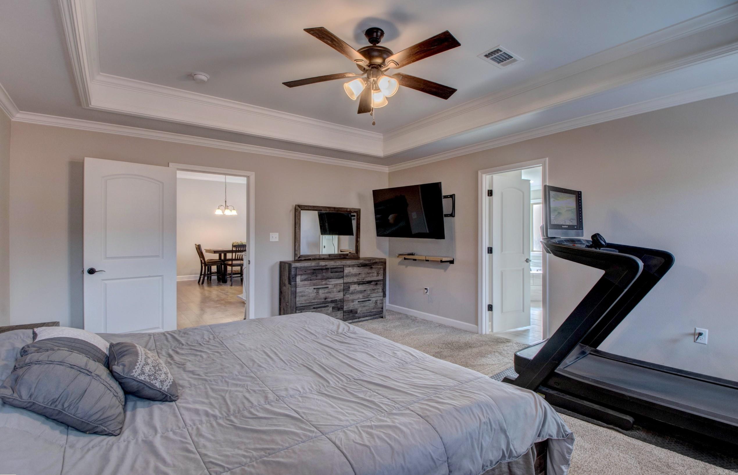 PINEWOOD ESTATES - Residential