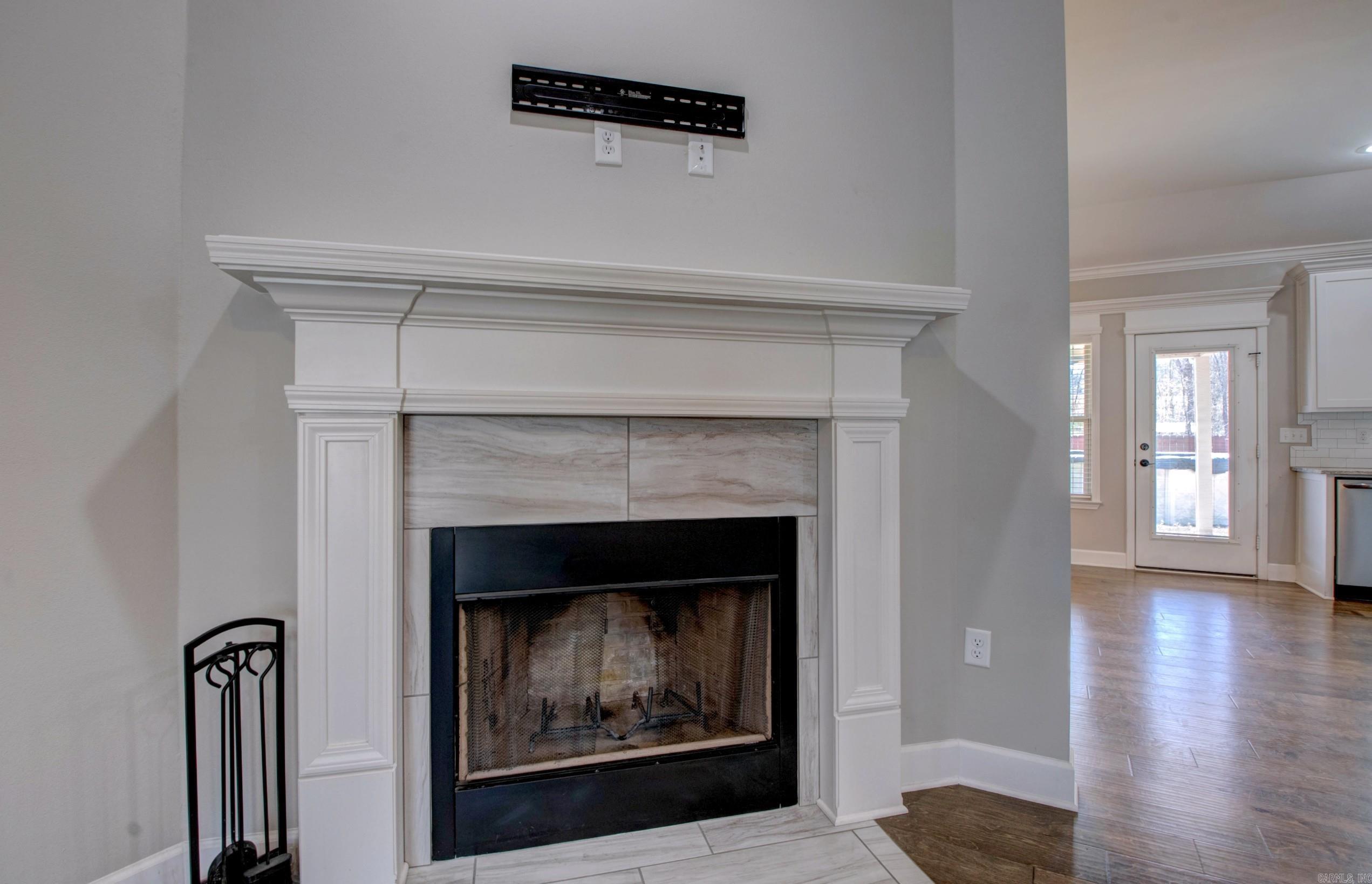 PINEWOOD ESTATES - Residential